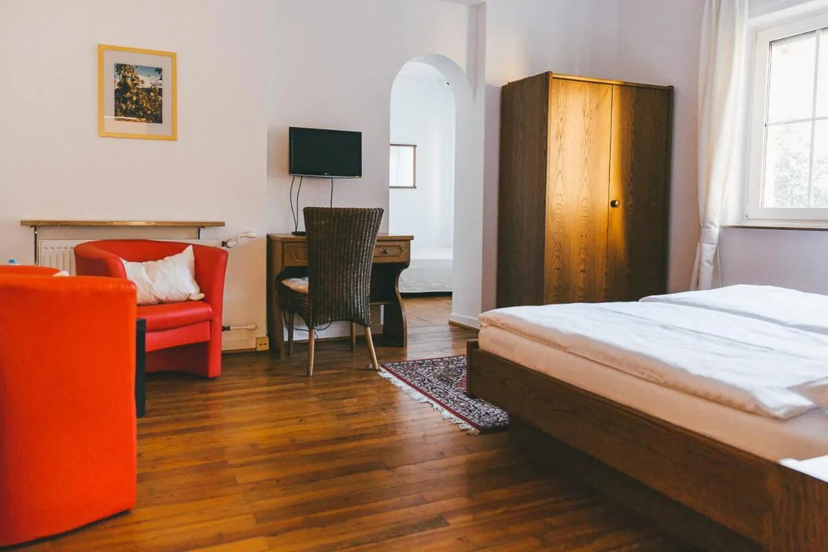 Bedroom, Bed in Galerie Riesling