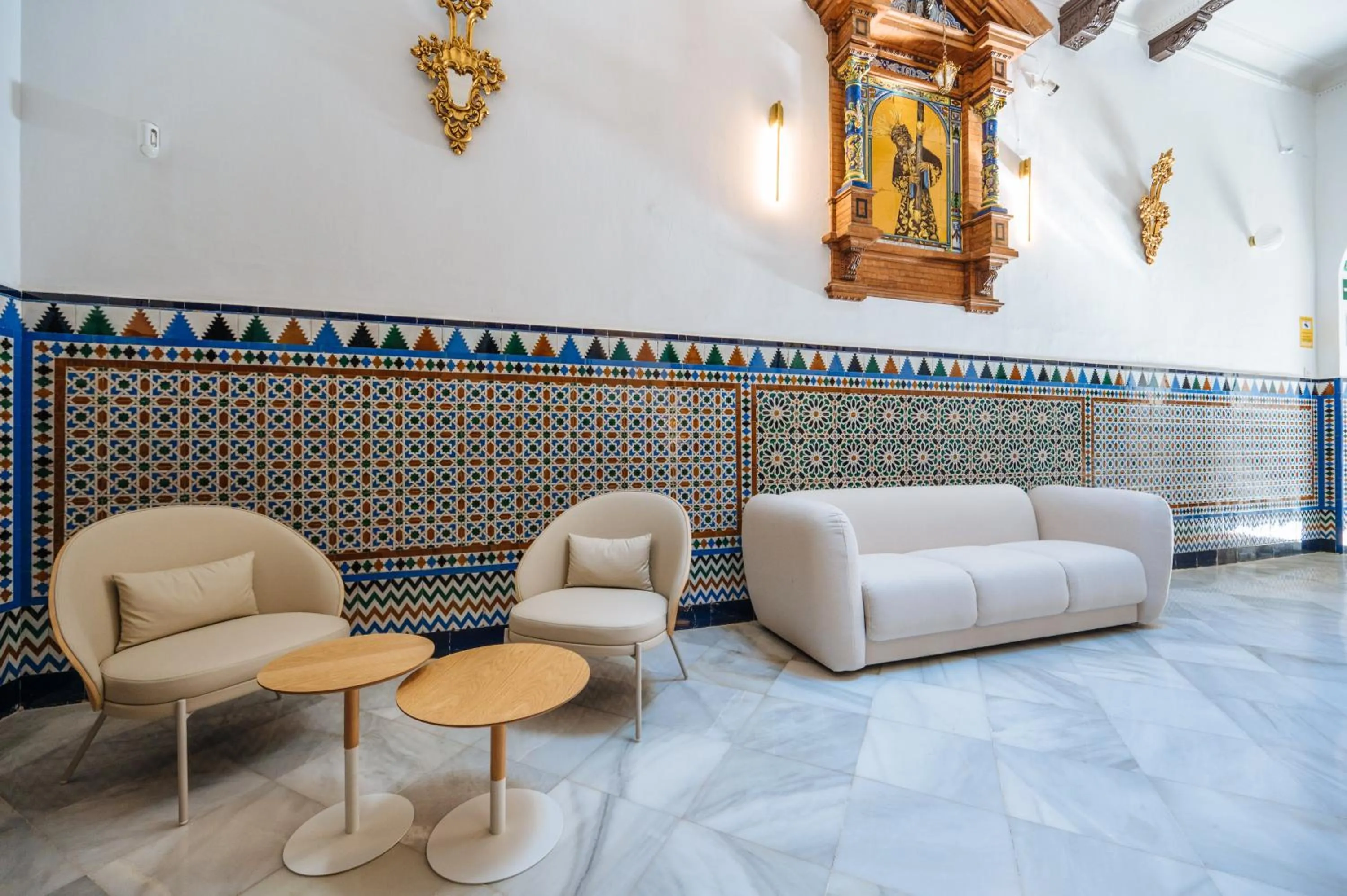 Apartamentos "El Escondite de Triana"