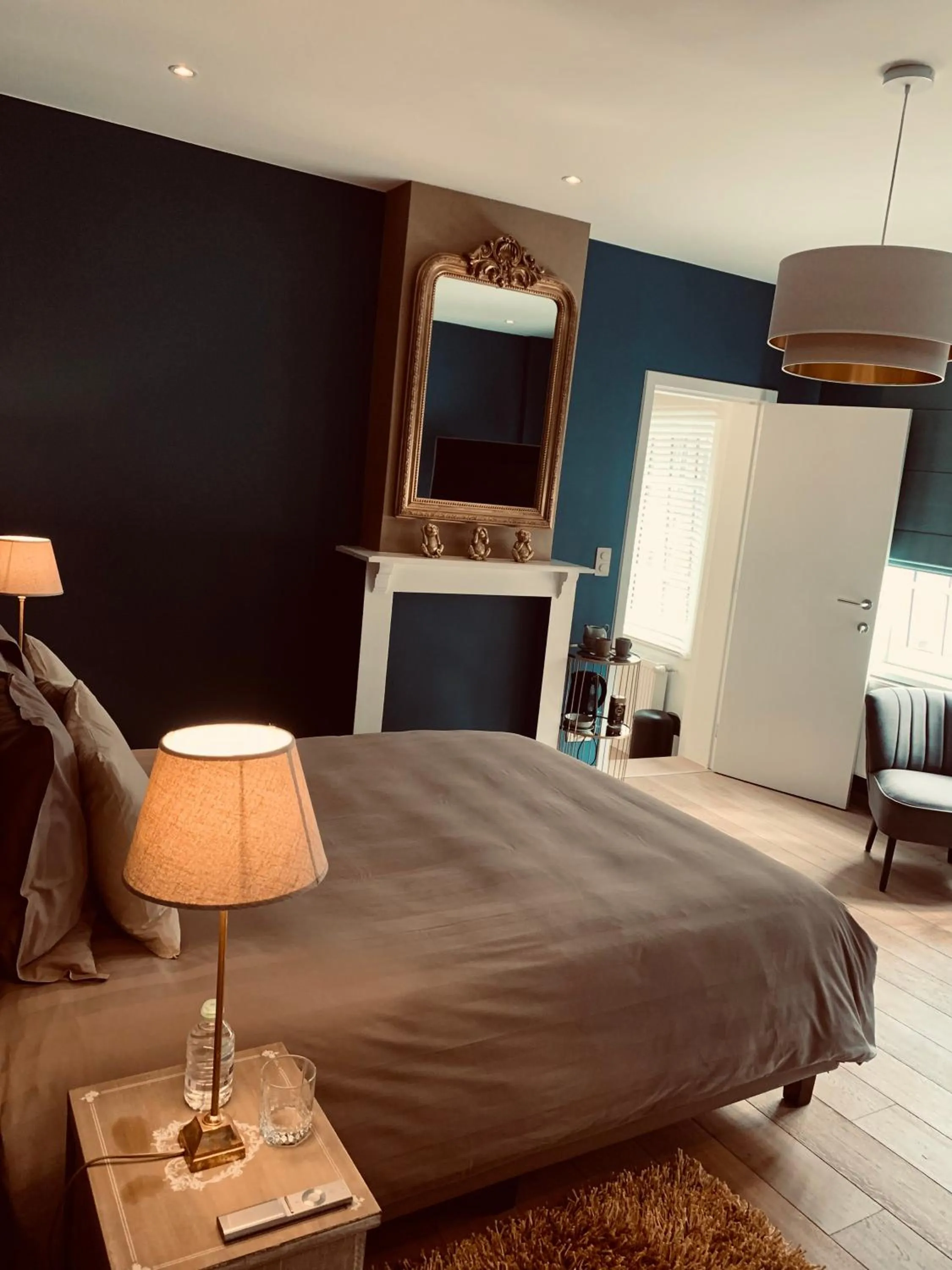 Photo of the whole room, Bed in B&B Marie-J of Bruges