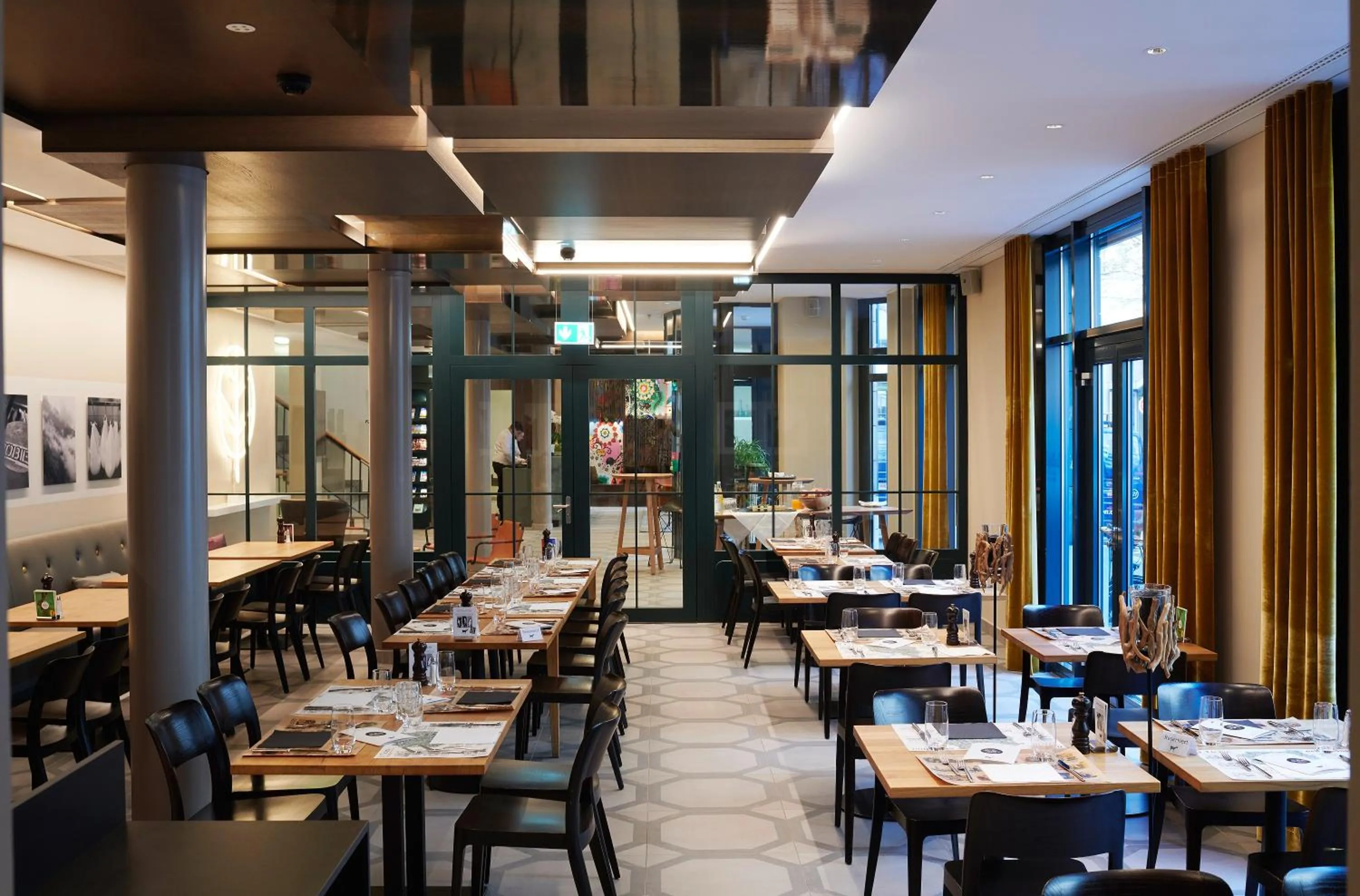 Restaurant/places to eat in BOUTIQUE Hotel by Continental Park