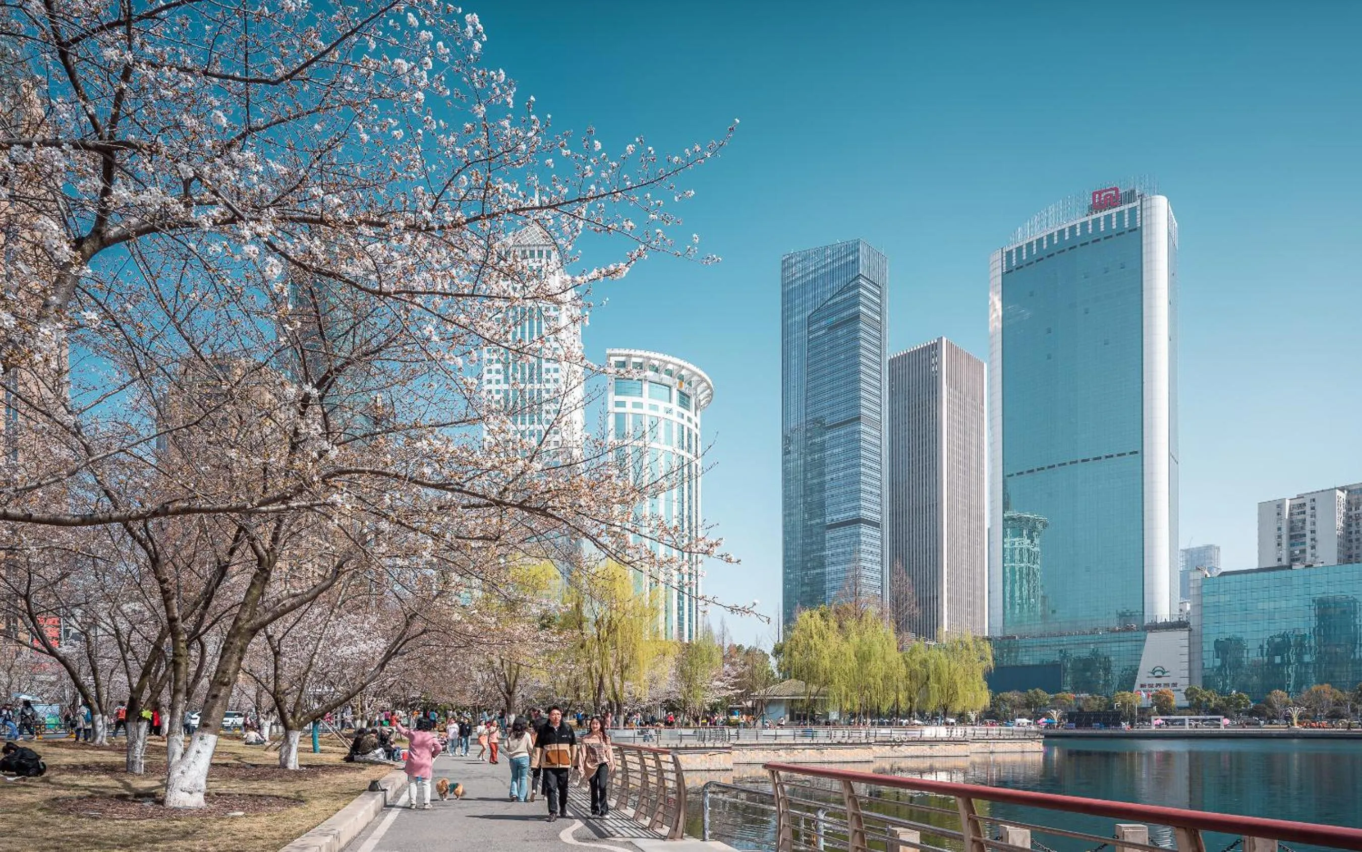 Property building in Wuhan Jin Jiang International Hotel