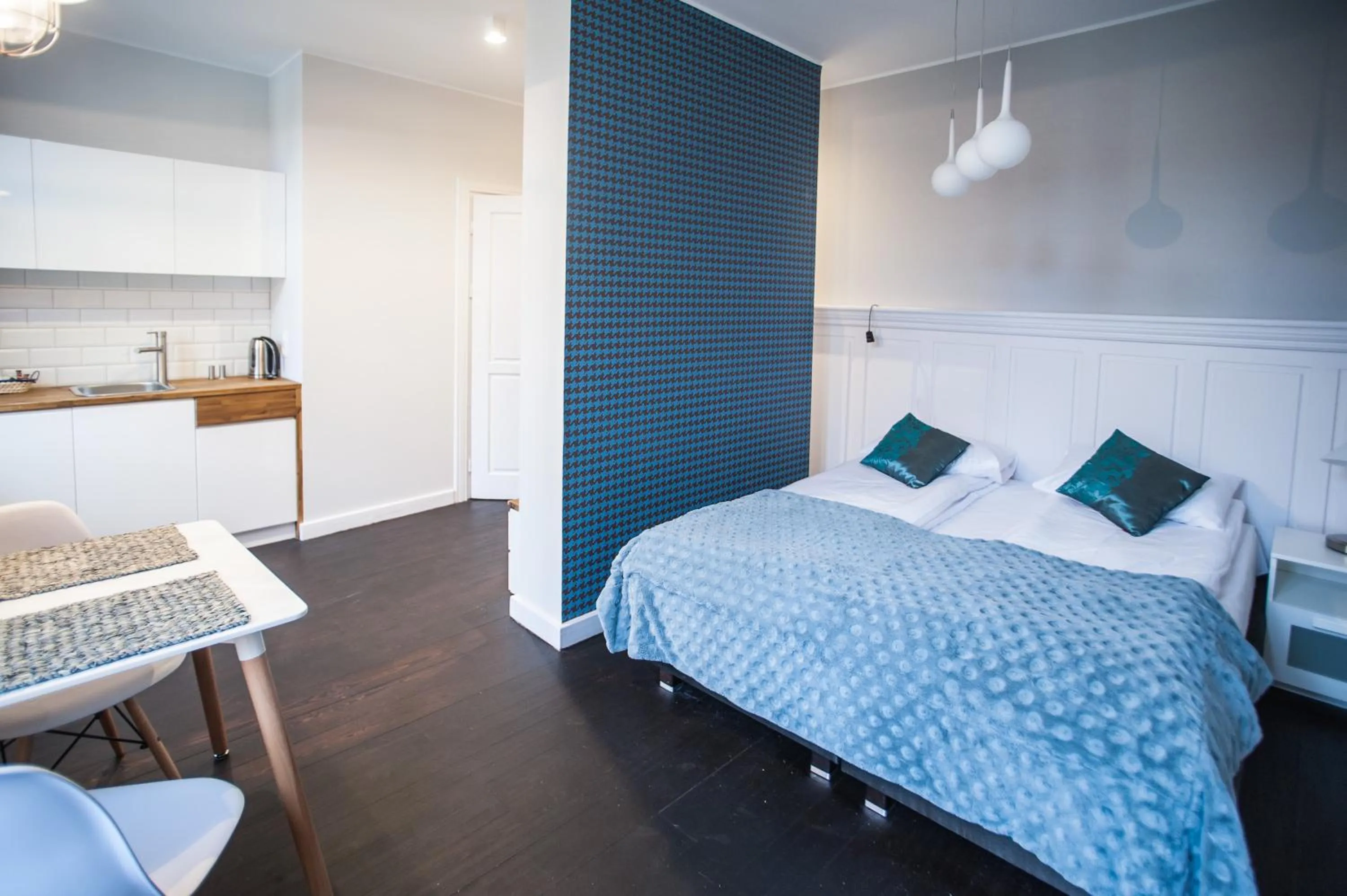 Bed in Good Time Aparthotel