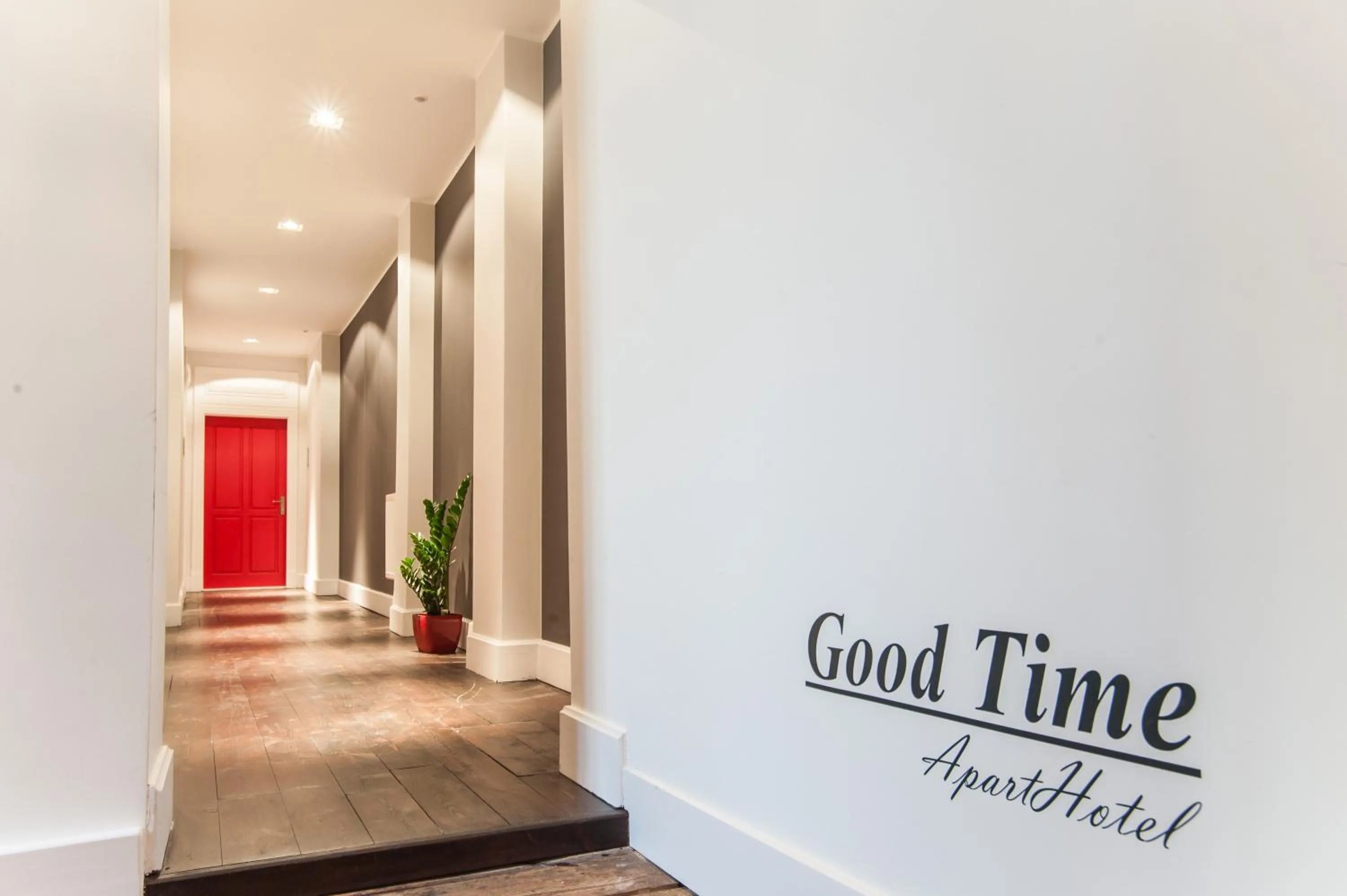Decorative detail in Good Time Aparthotel