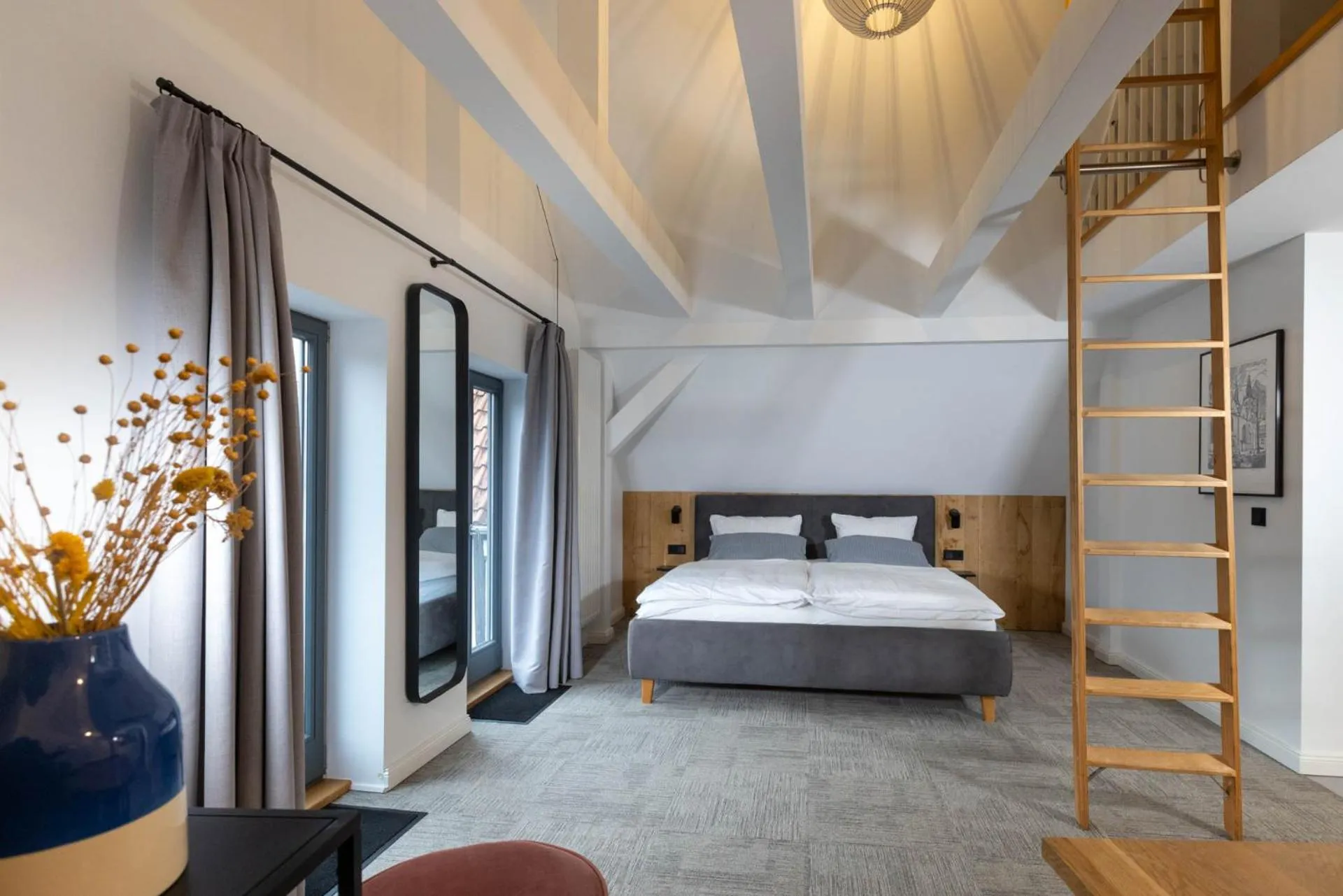 Photo of the whole room, Bed in Wertschätzer Hotel - Krumme Str