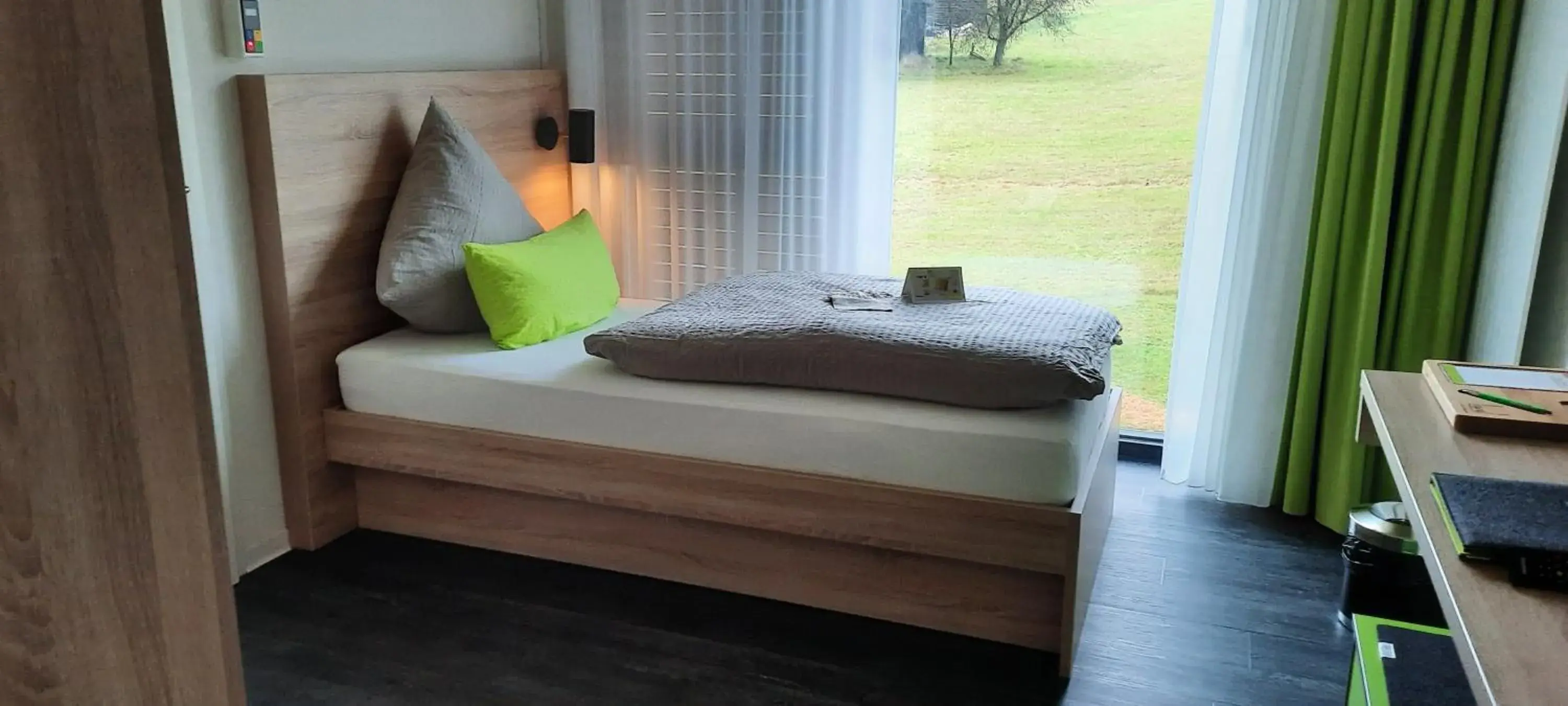 Bed in Hotel FÜNF10 Bed in Hotel FÜNF10