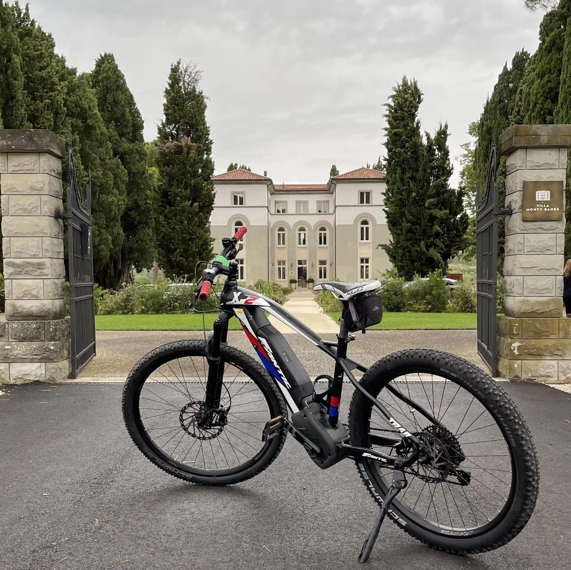 Property building in Boutique Hotel Villa Monty Banks