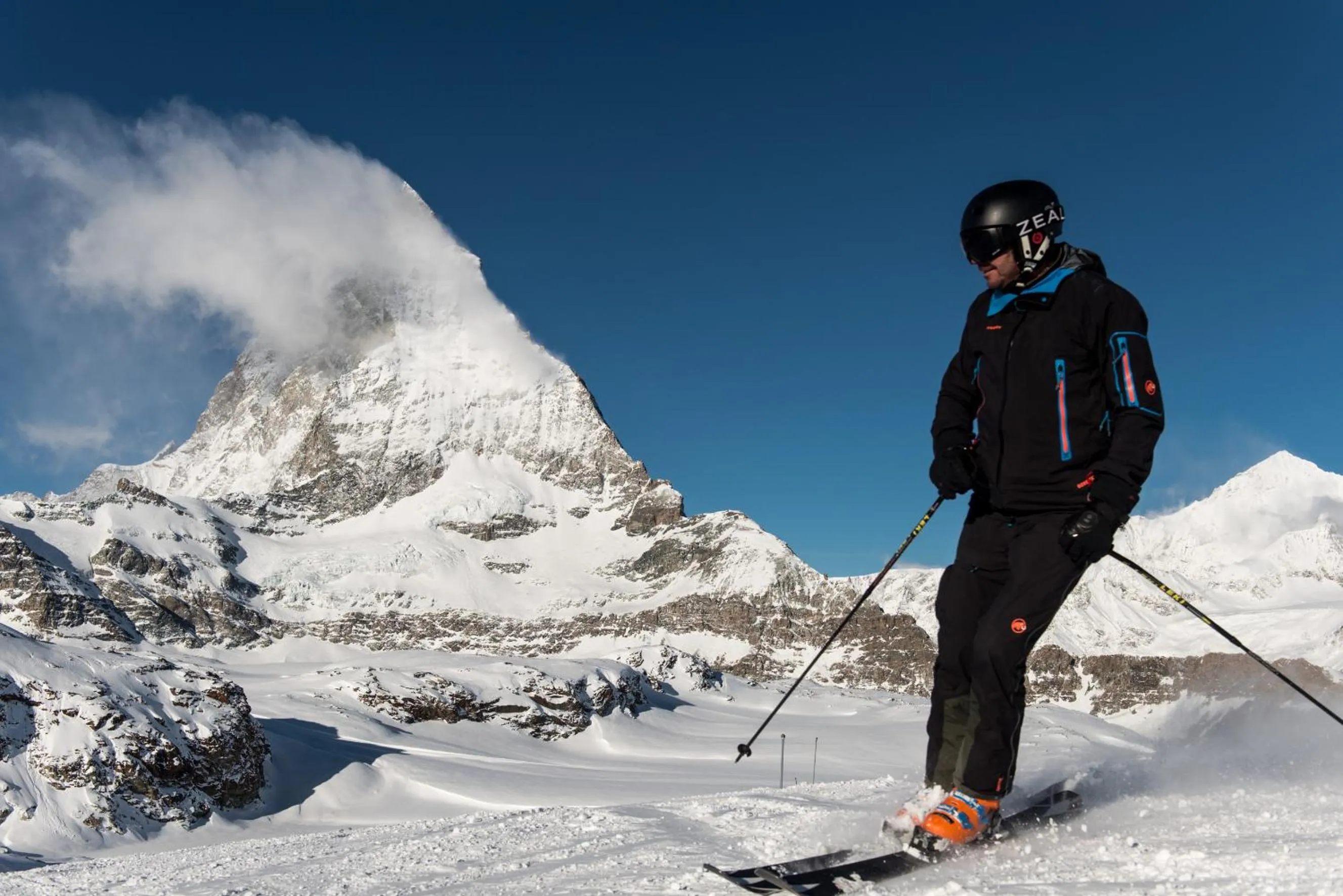 Skiing in Le Petit CHARME-INN