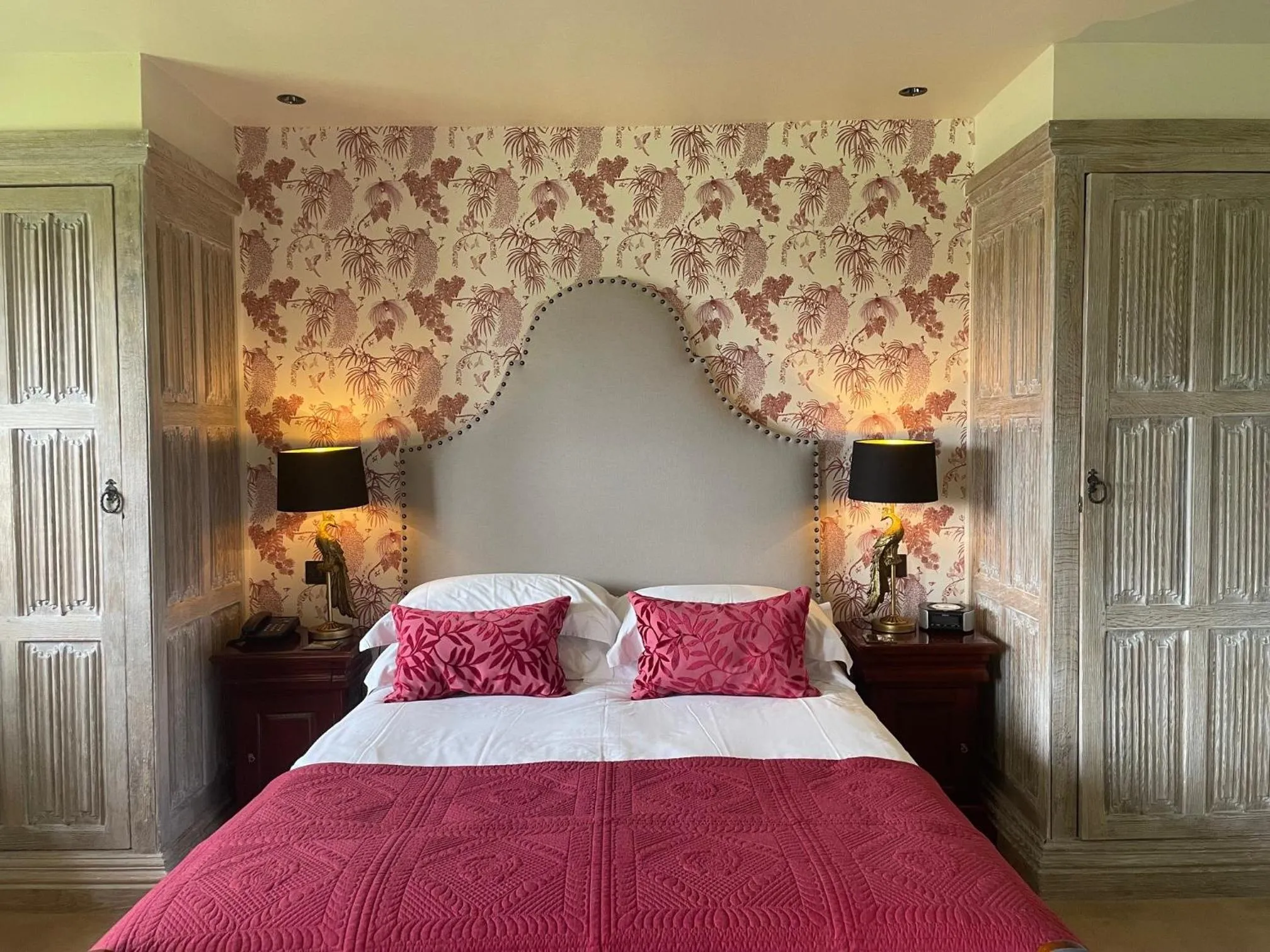 Bedroom, Bed in Leeds Castle Maiden's Tower