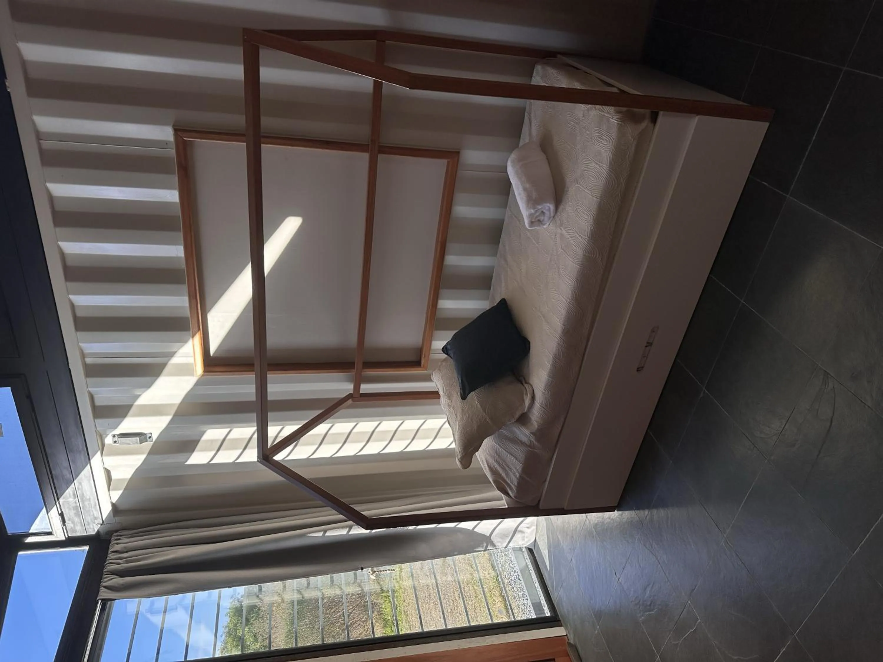 Caliu Earthship Ecolodge