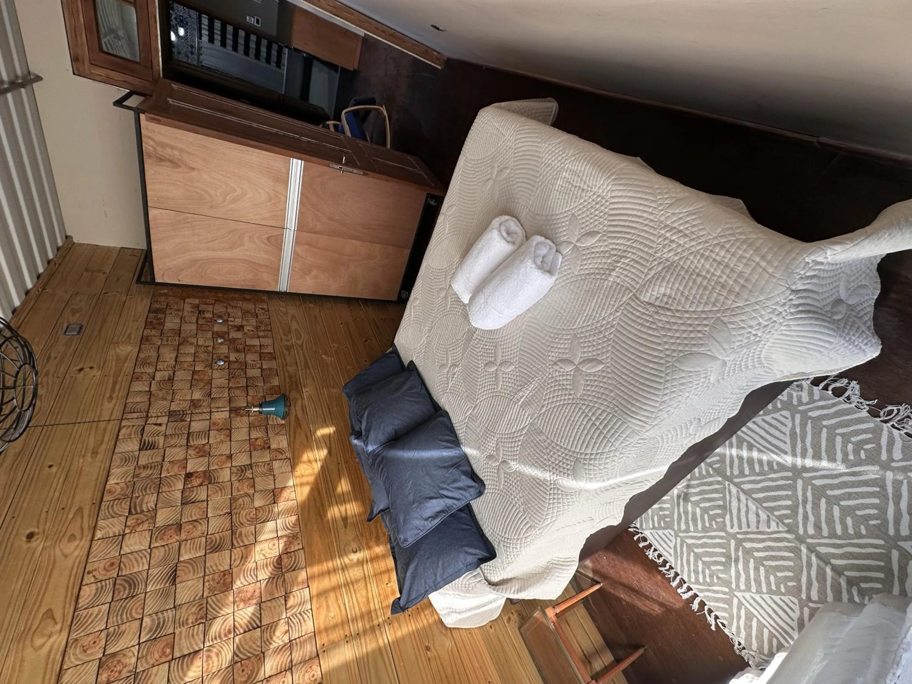 Bed in Caliu Earthship Ecolodge