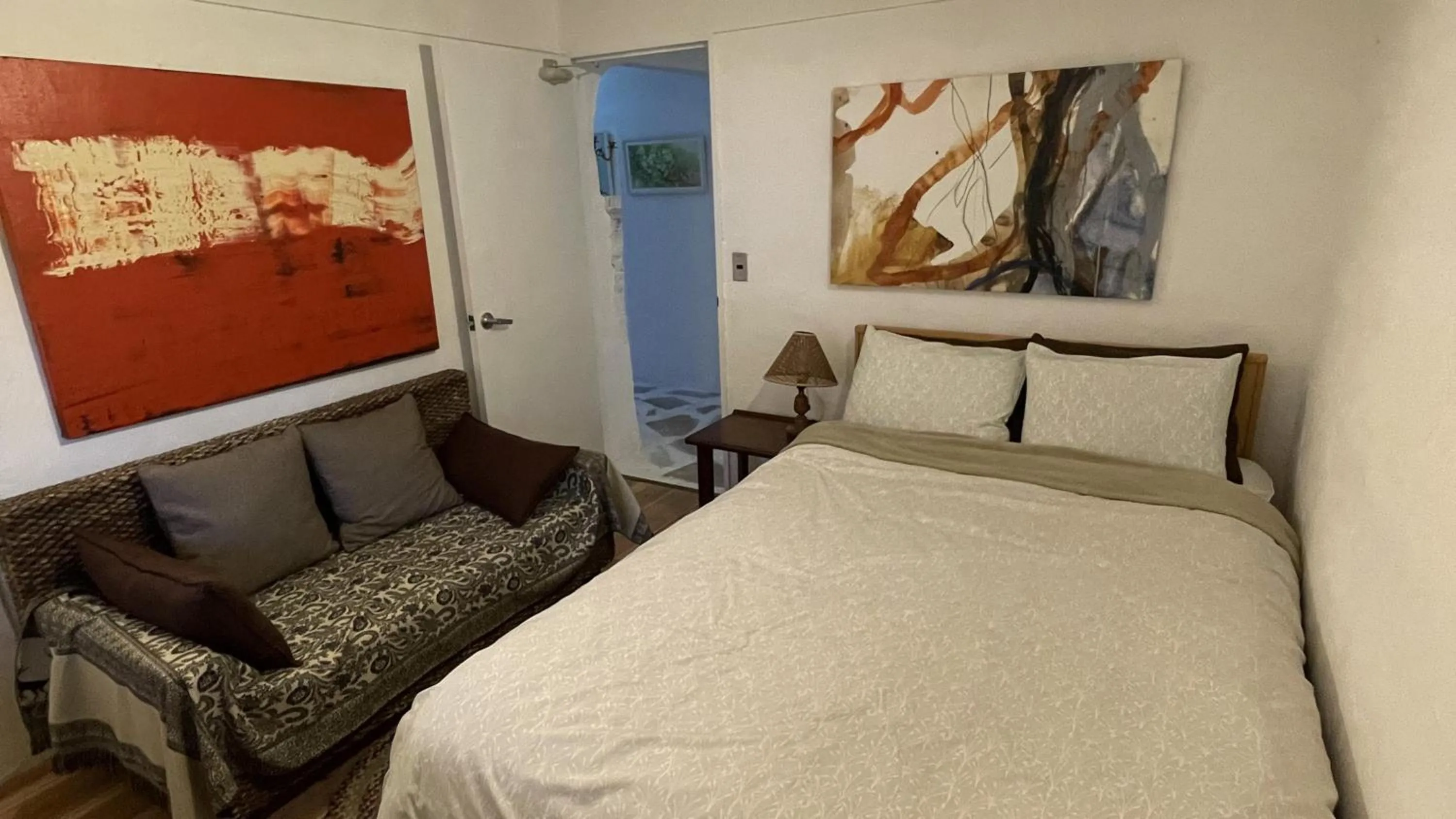 Gallery HARA and guest house