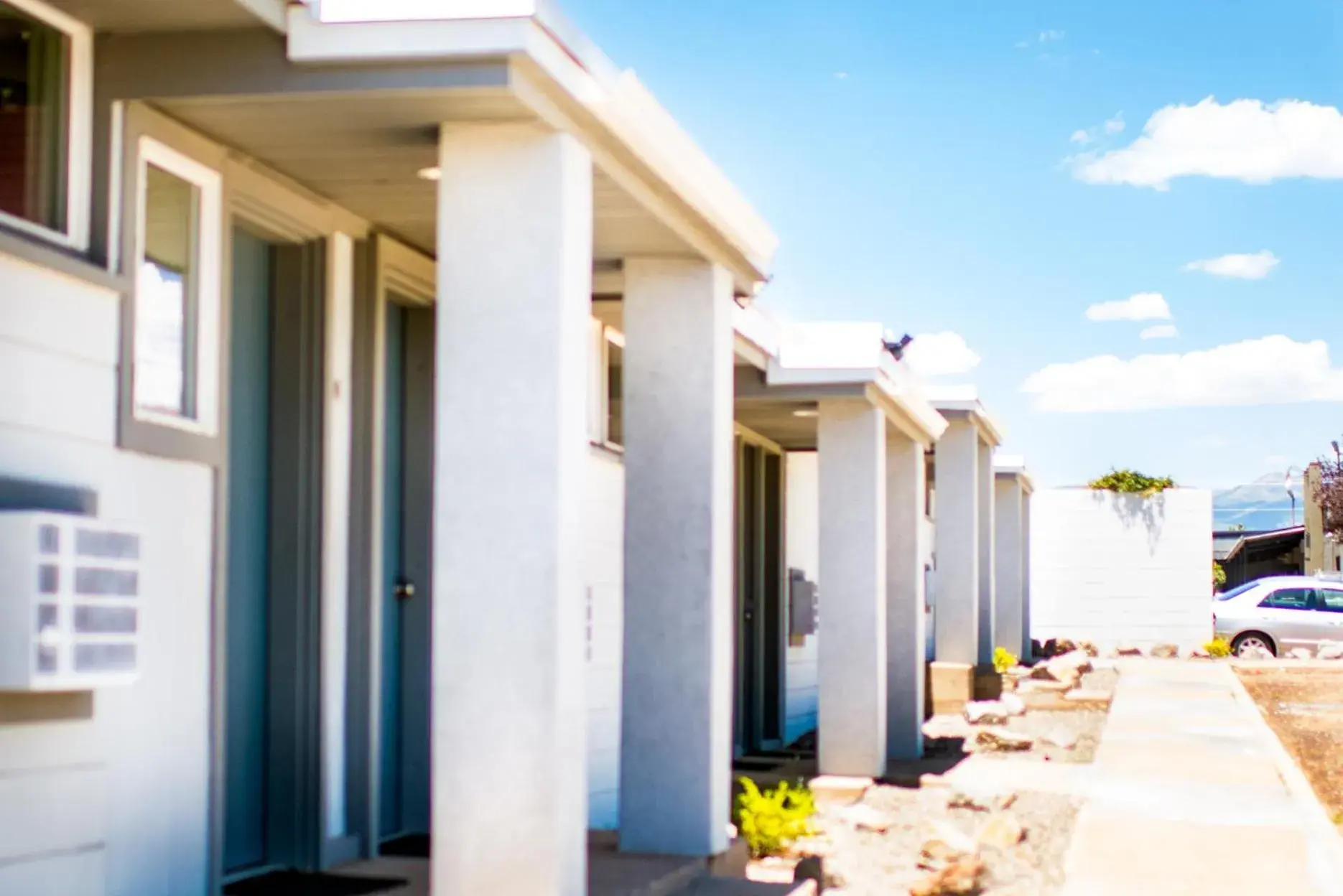 Property building in Blue Sage Inn & Suites Property building in Blue Sage Inn & Suites