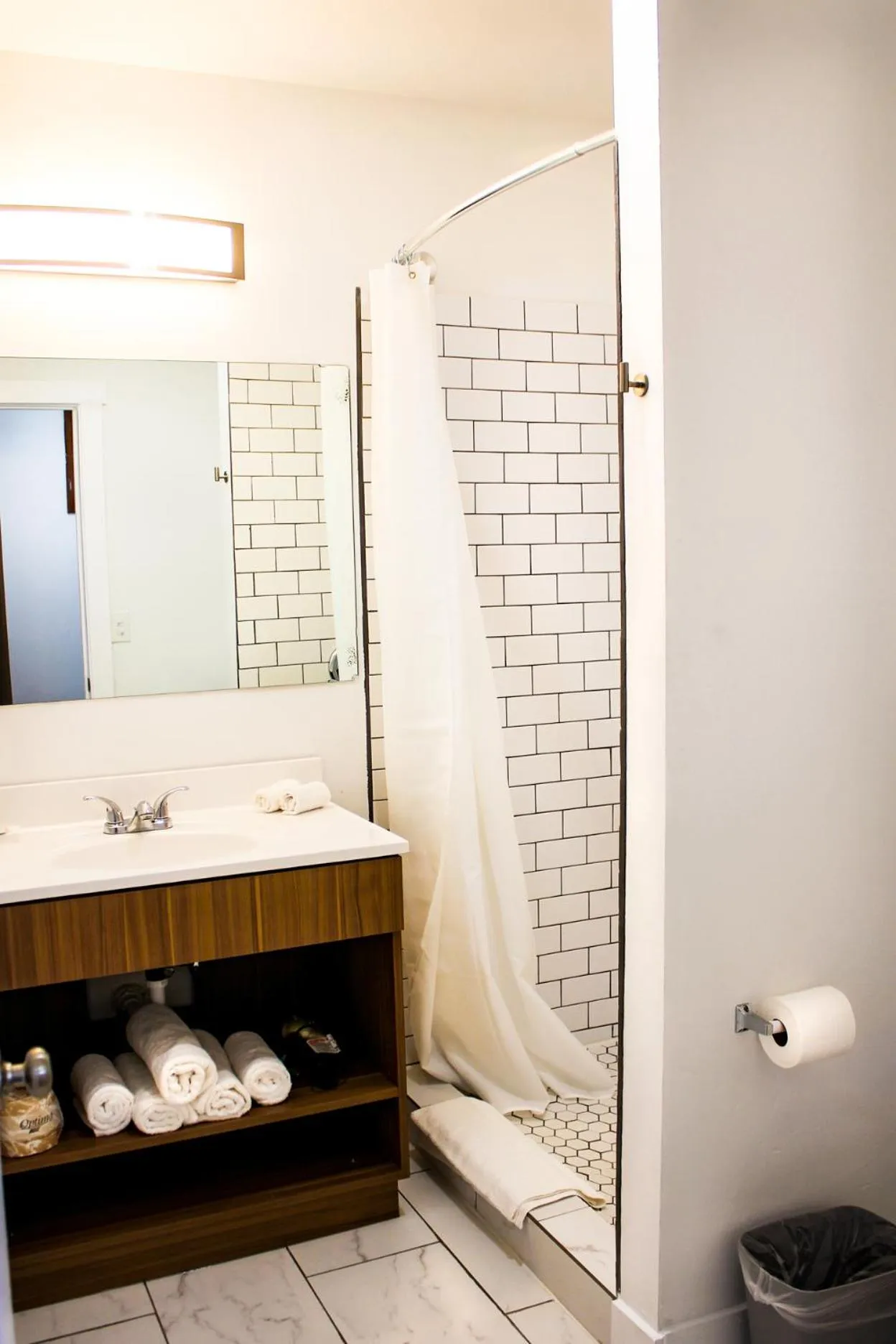 Bathroom in Blue Sage Inn & Suites
