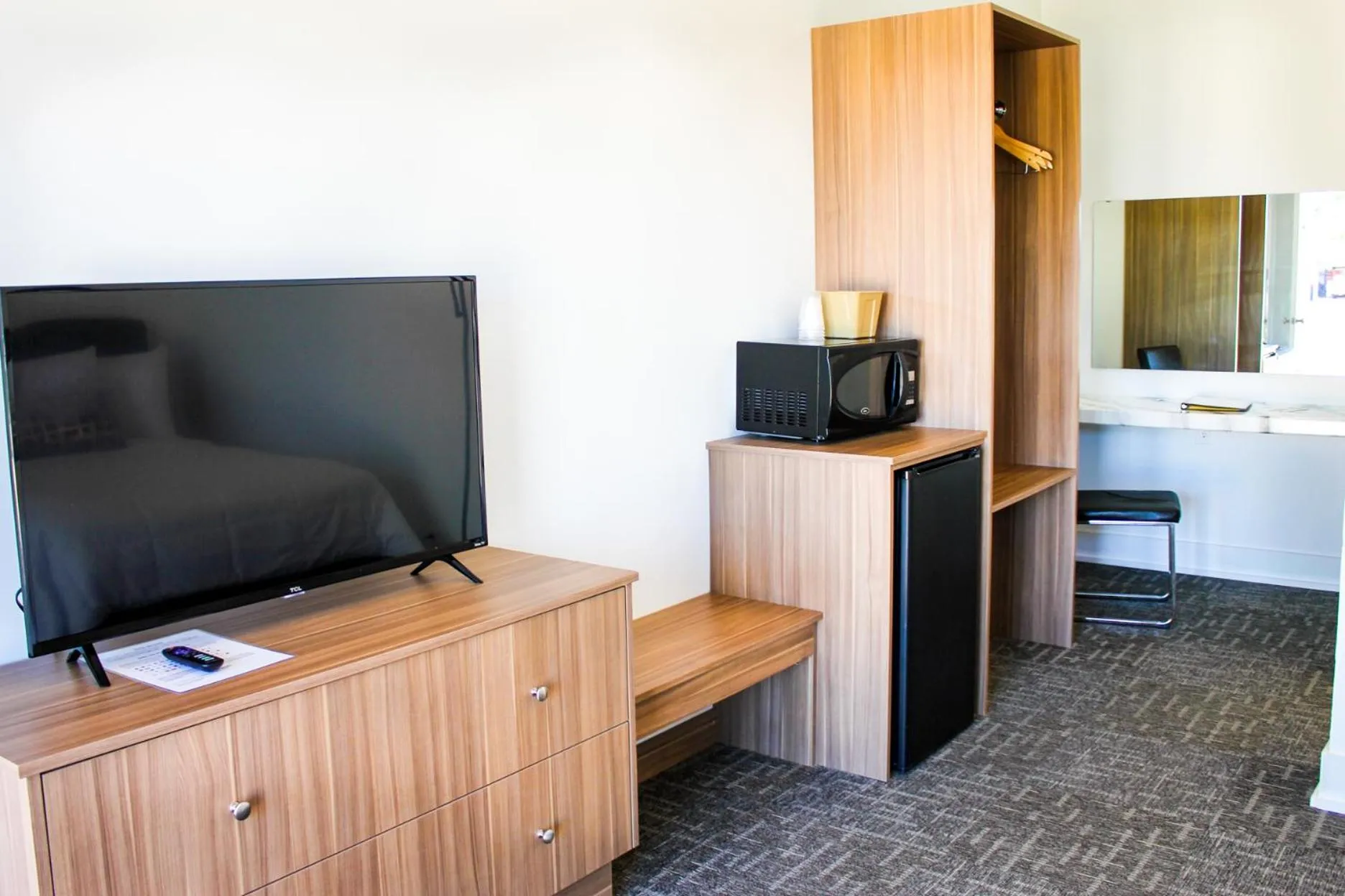 Blue Sage Inn & Suites