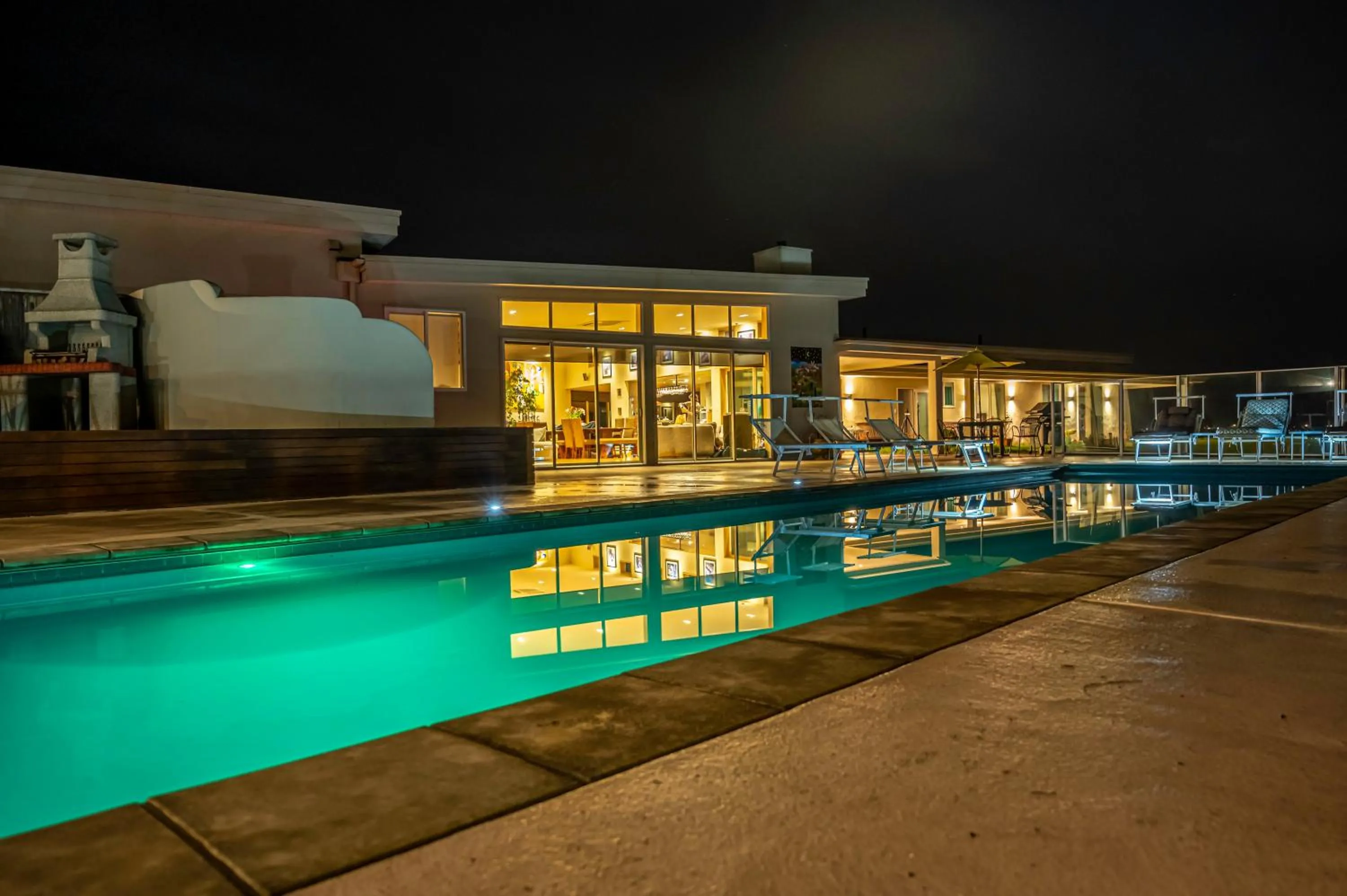 Night in Mountainview Villa
