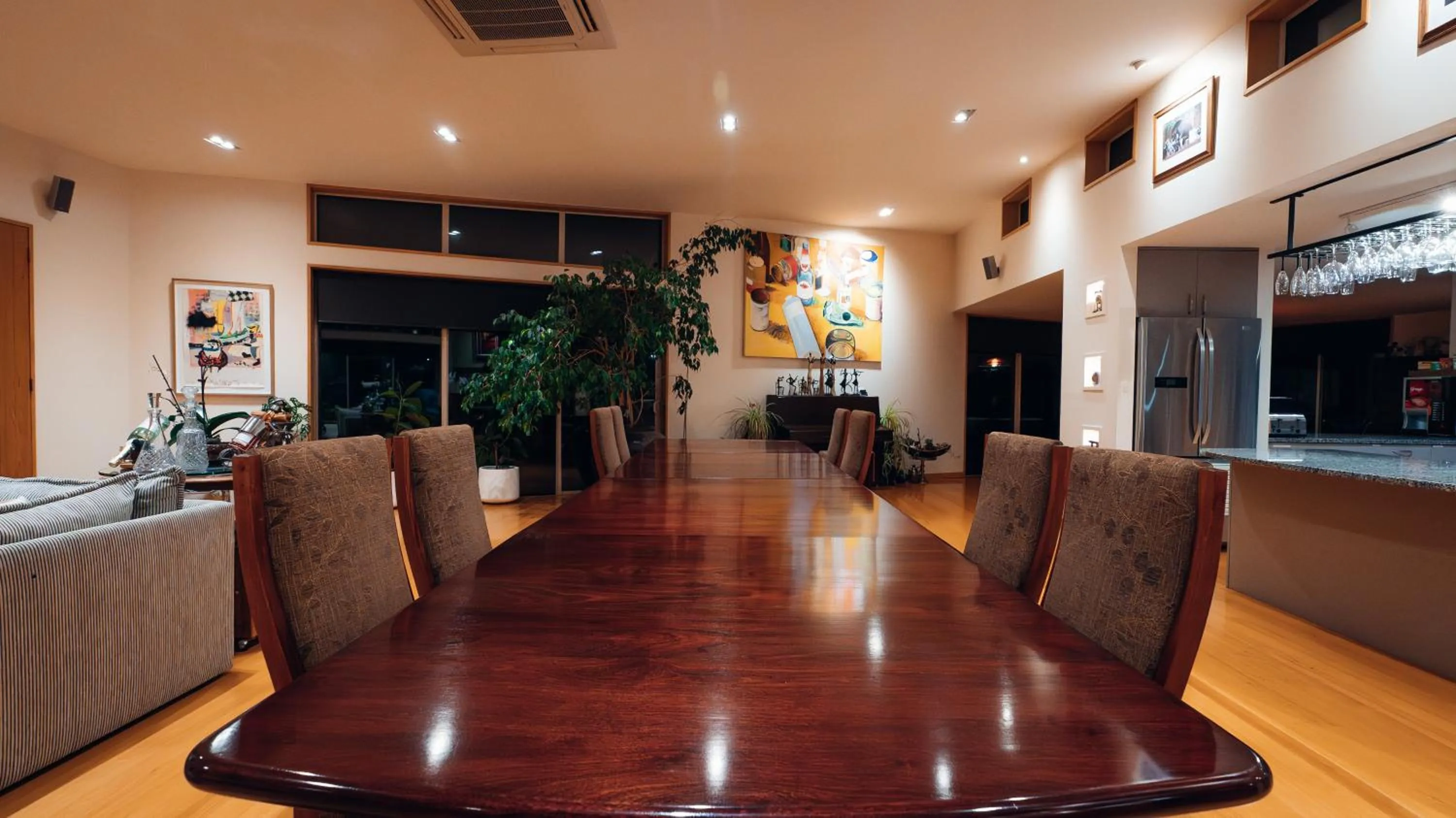 Dining area in Mountainview Villa