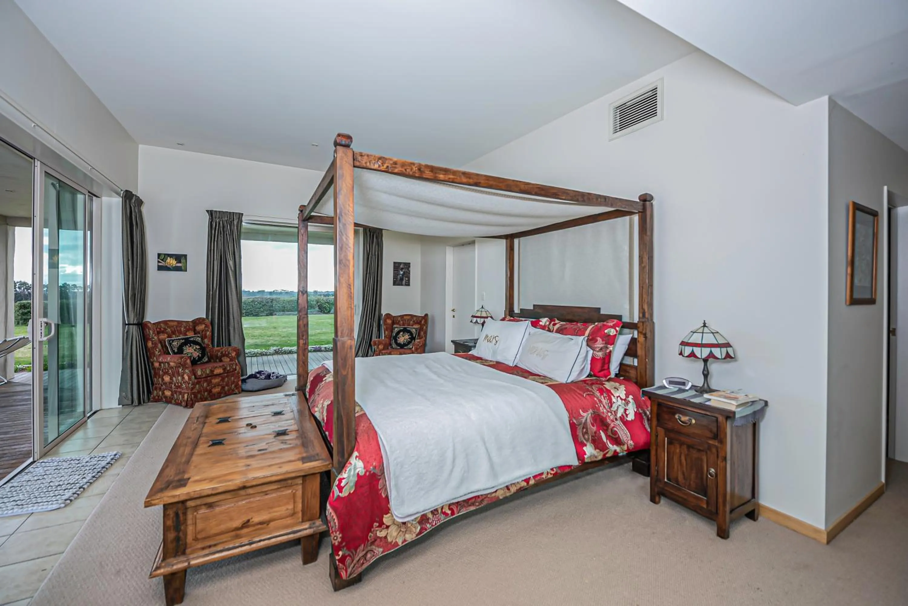Bed in Mountainview Villa