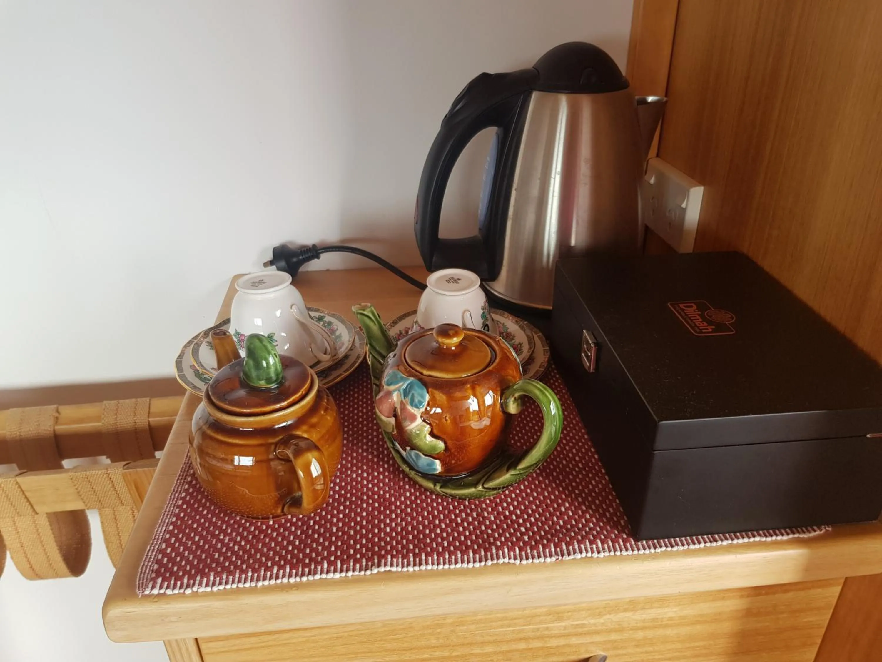 Coffee/tea facilities in Mountainview Villa