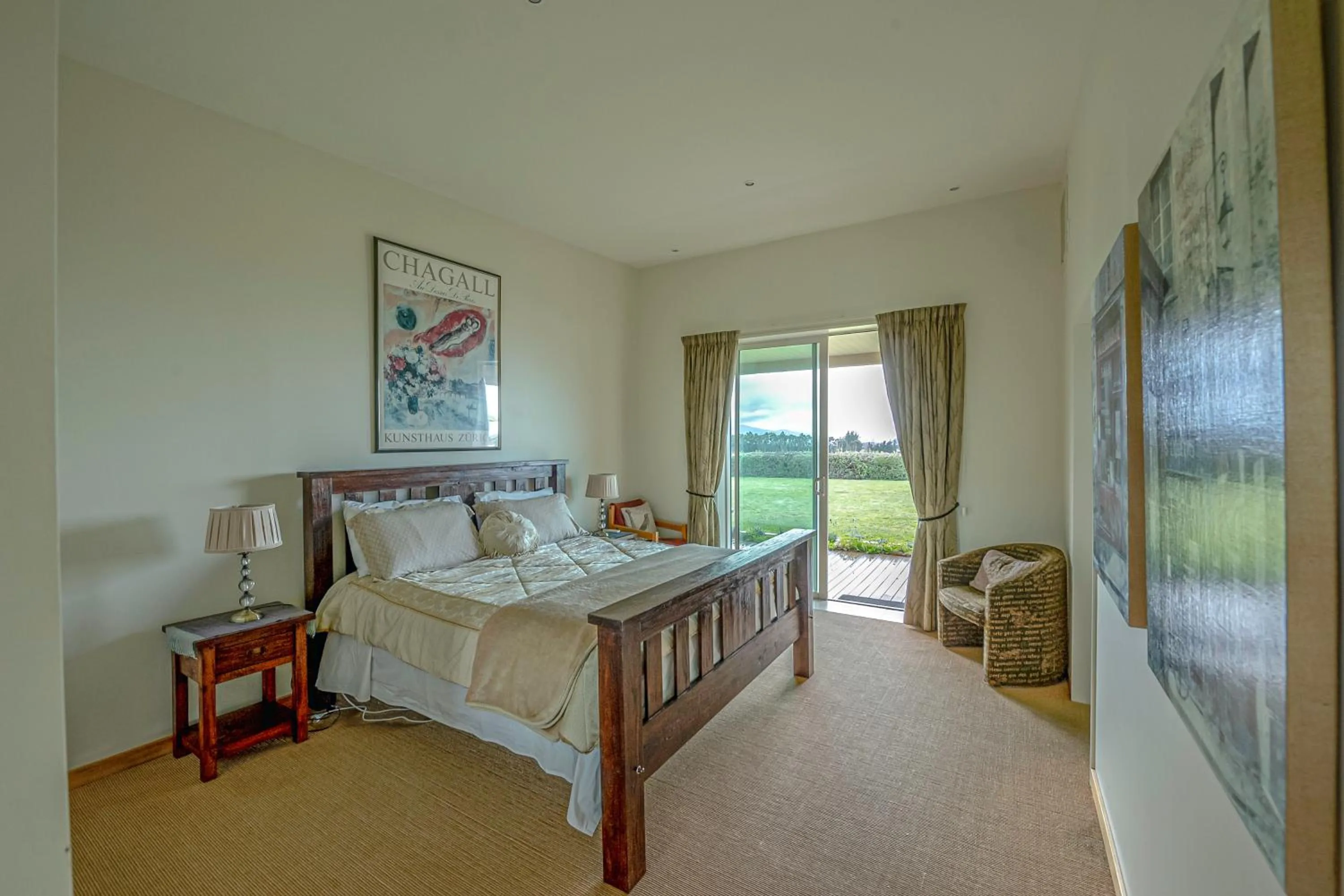 Bed in Mountainview Villa