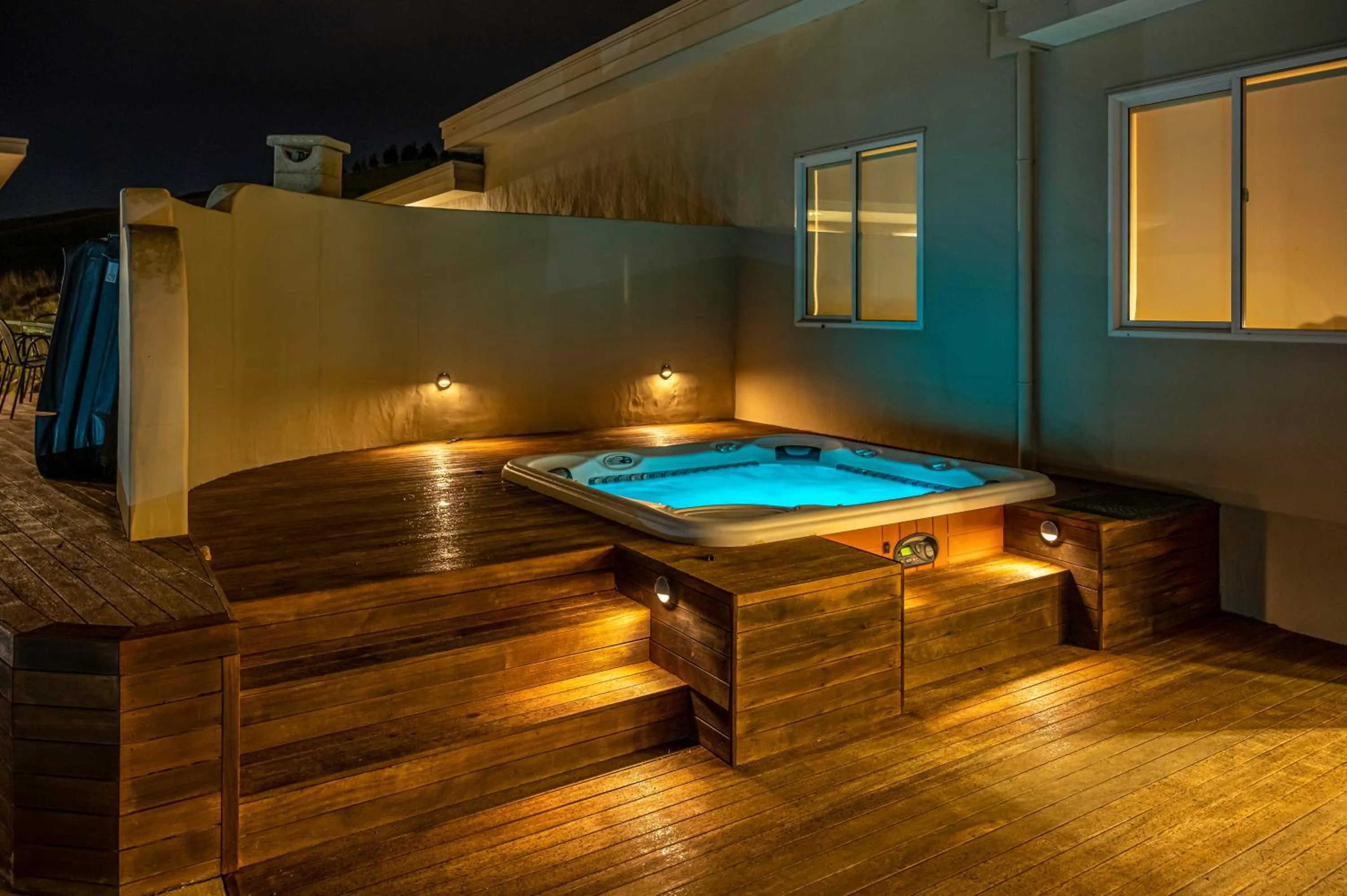 Hot Tub in Mountainview Villa