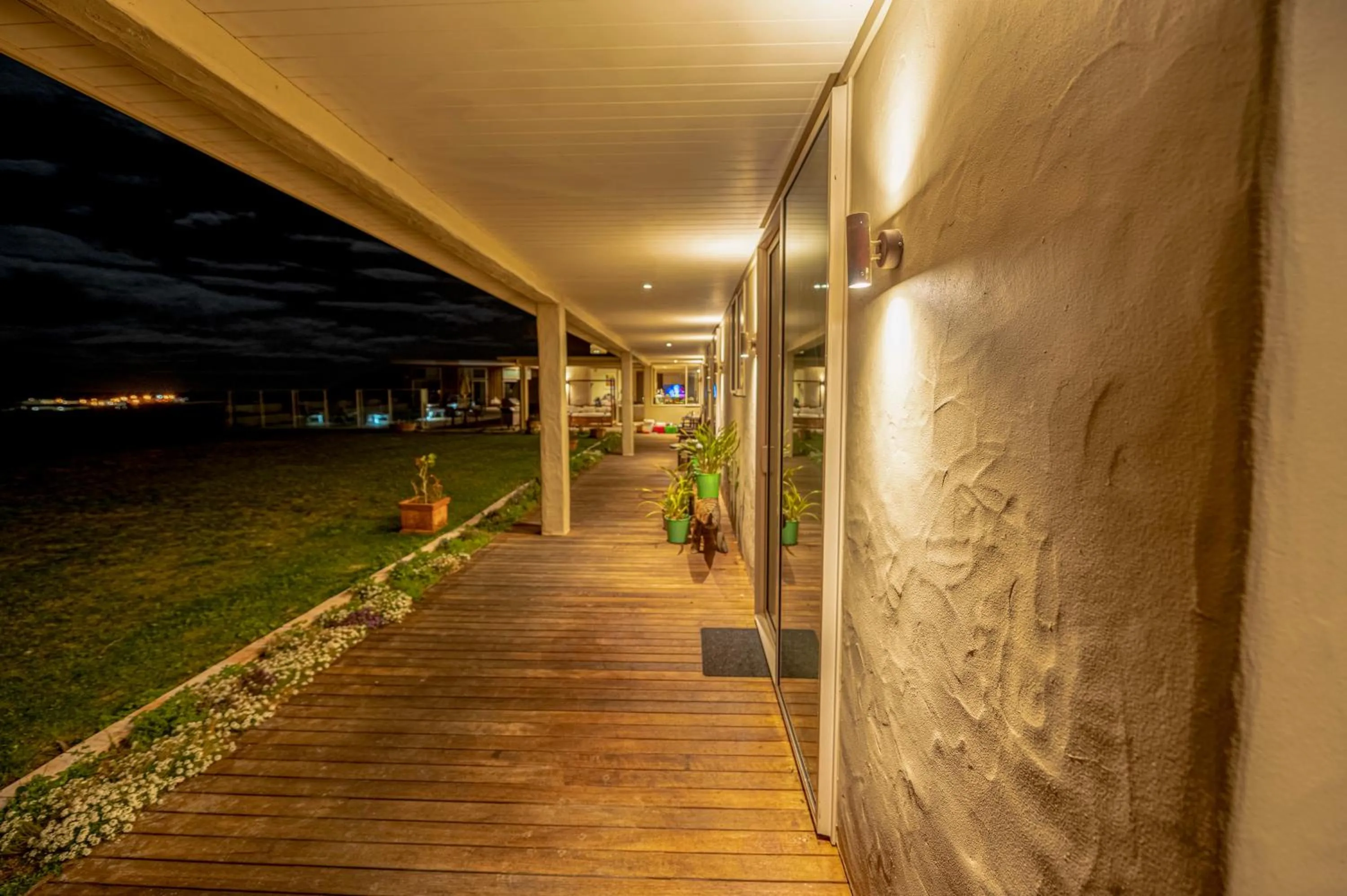 Night in Mountainview Villa