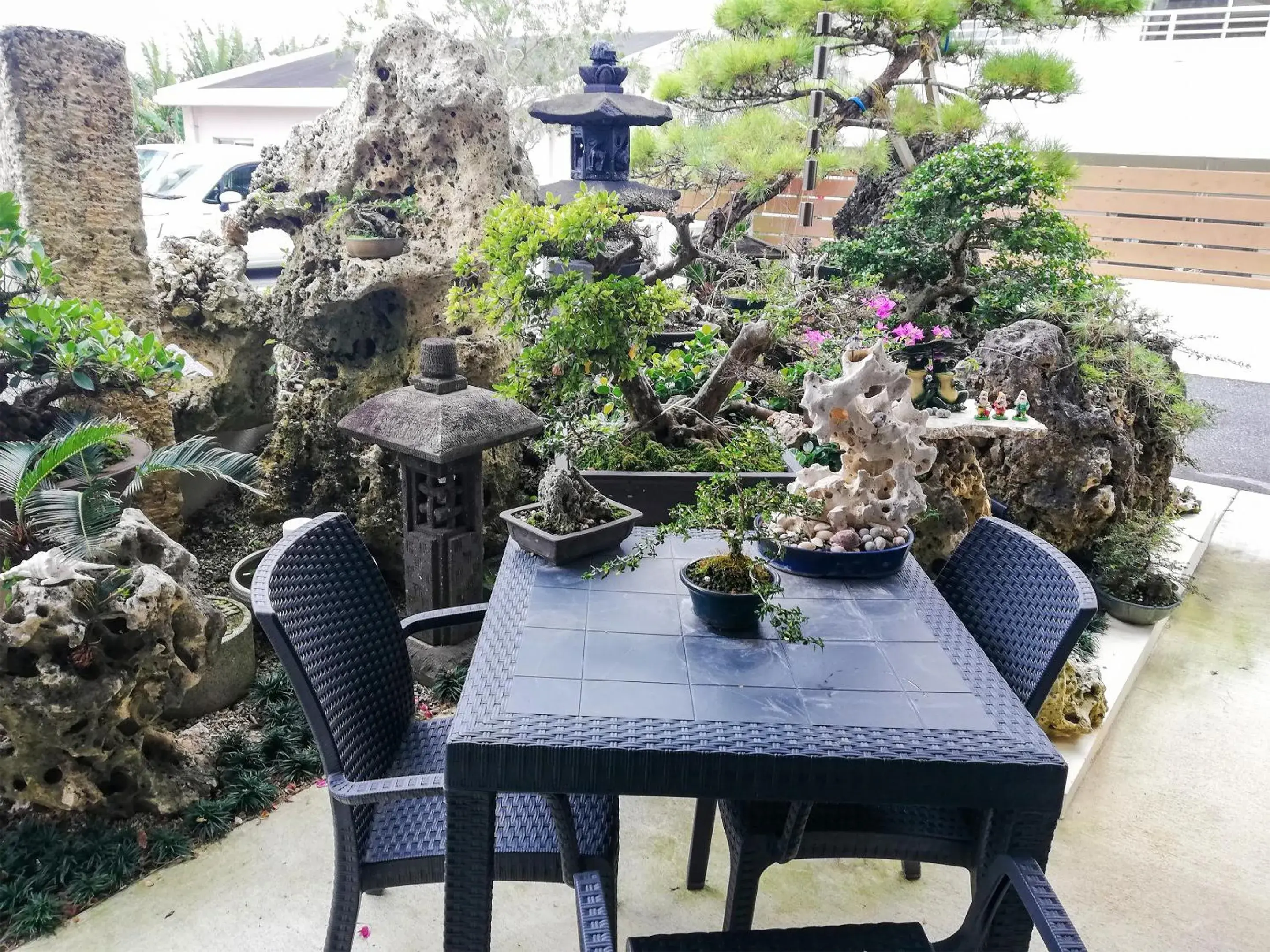 Facade/entrance in Room Biotop YOMITAN Facade/entrance in Room Biotop YOMITAN