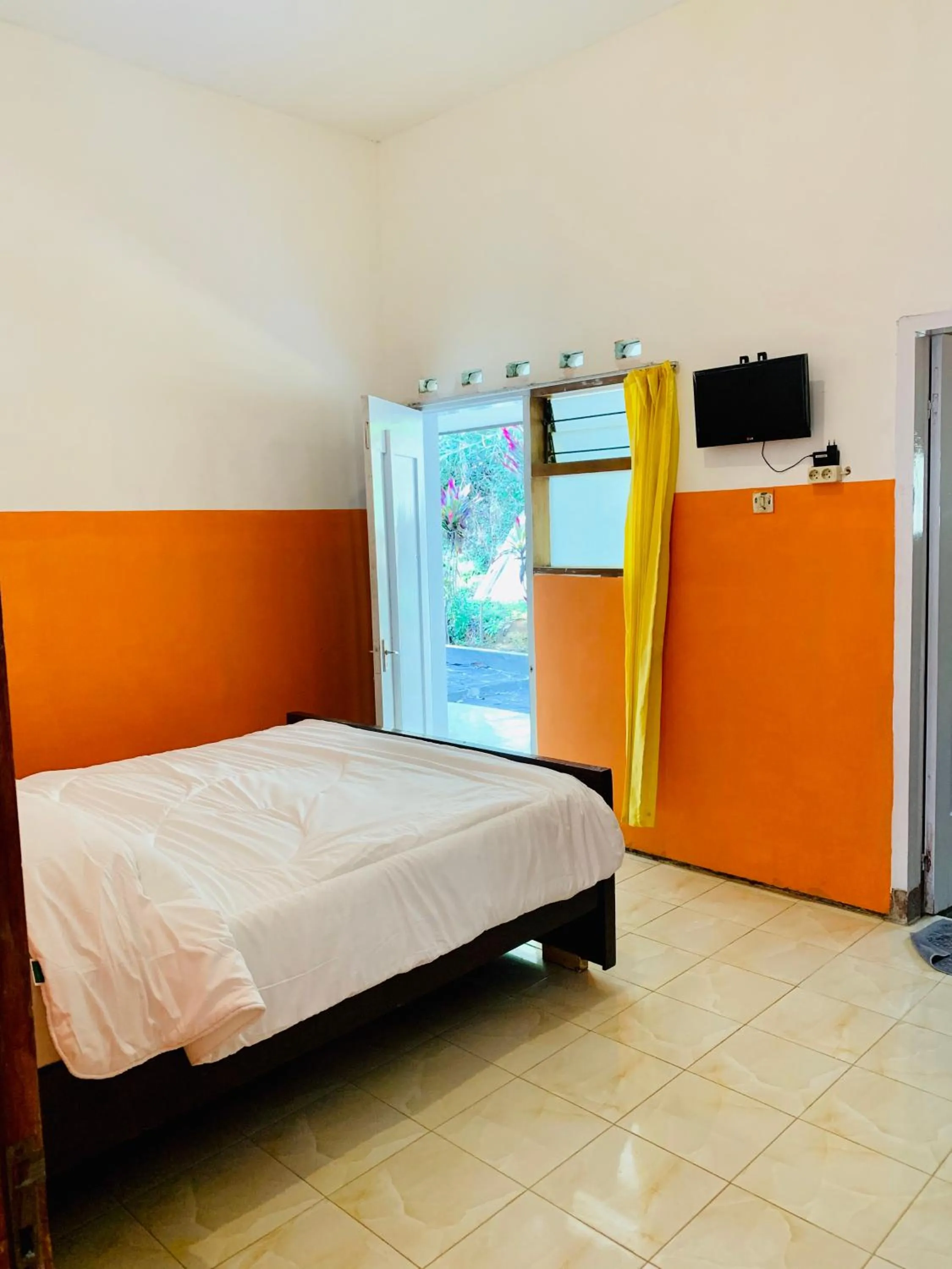 Bed in Hotel Santoso Batu