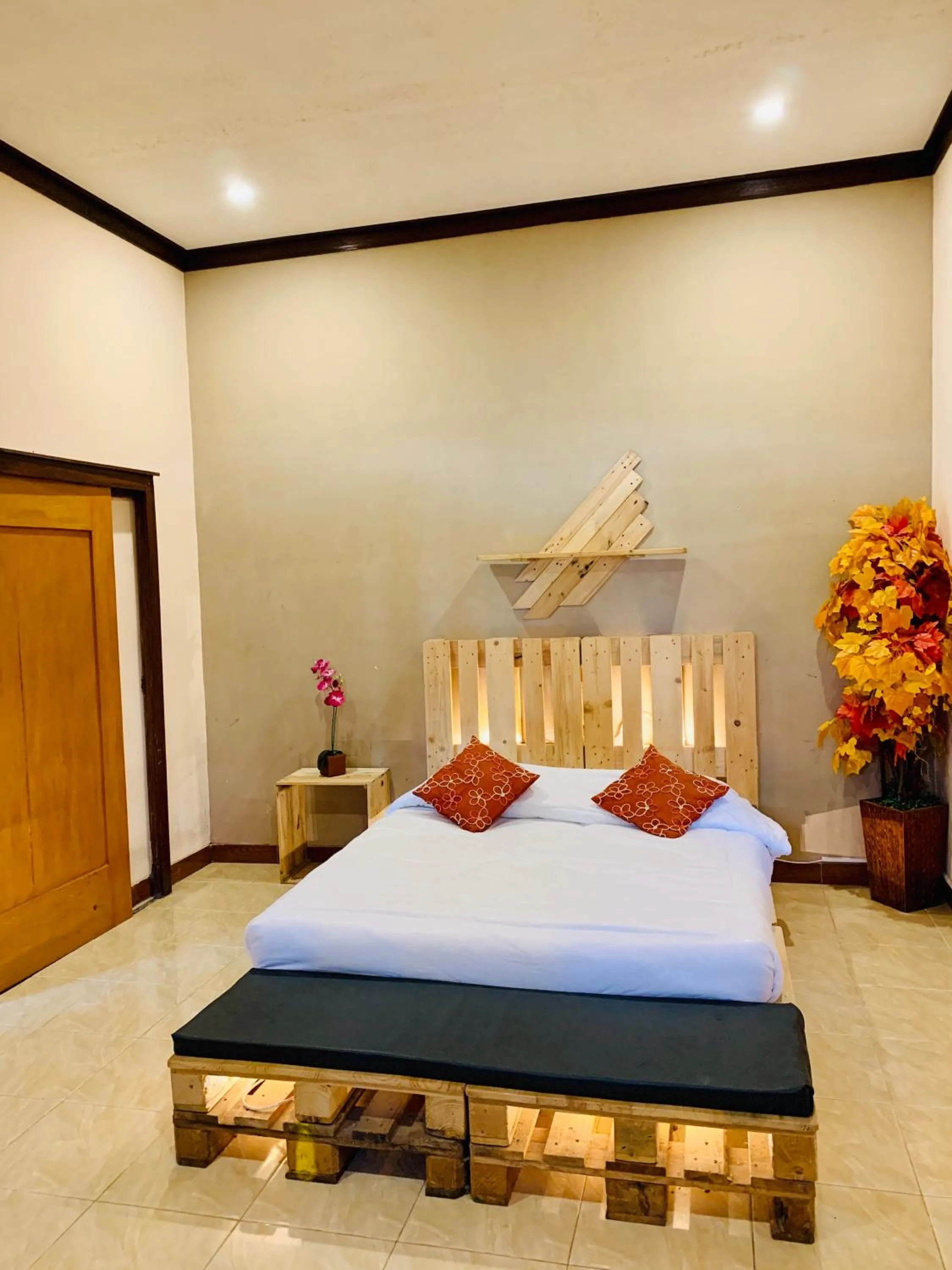 Bed in Hotel Santoso Batu