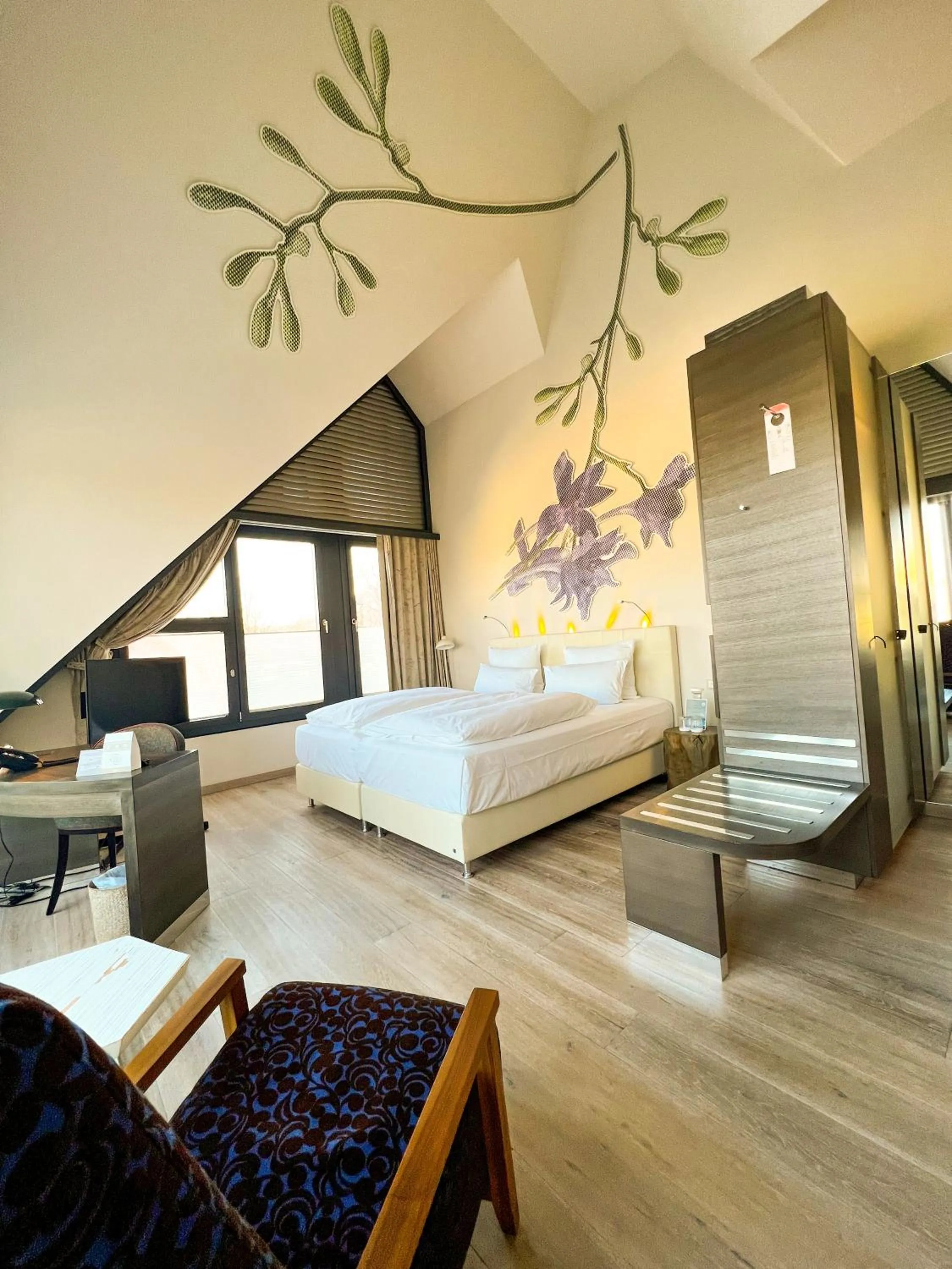 Photo of the whole room, Bed in Hotel-Restaurant Schwanen