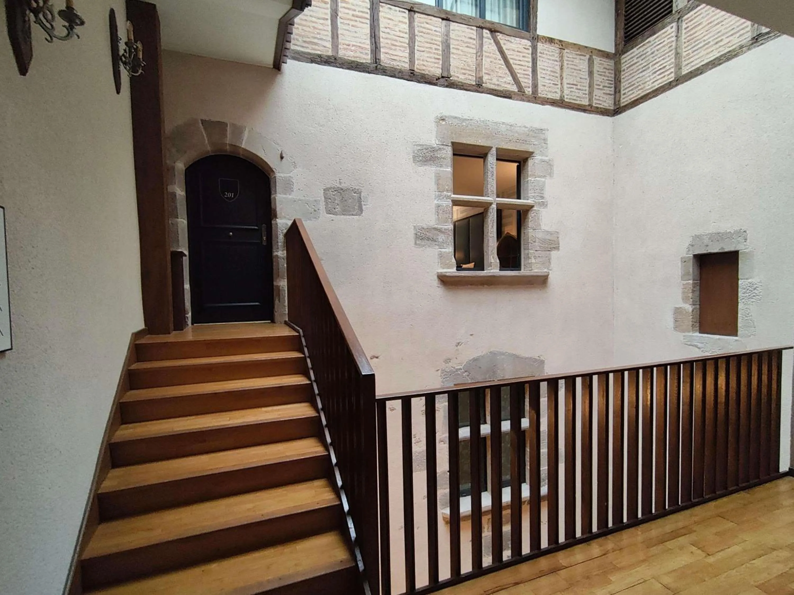Bedroom in Mercure Figeac Viguier du Roy