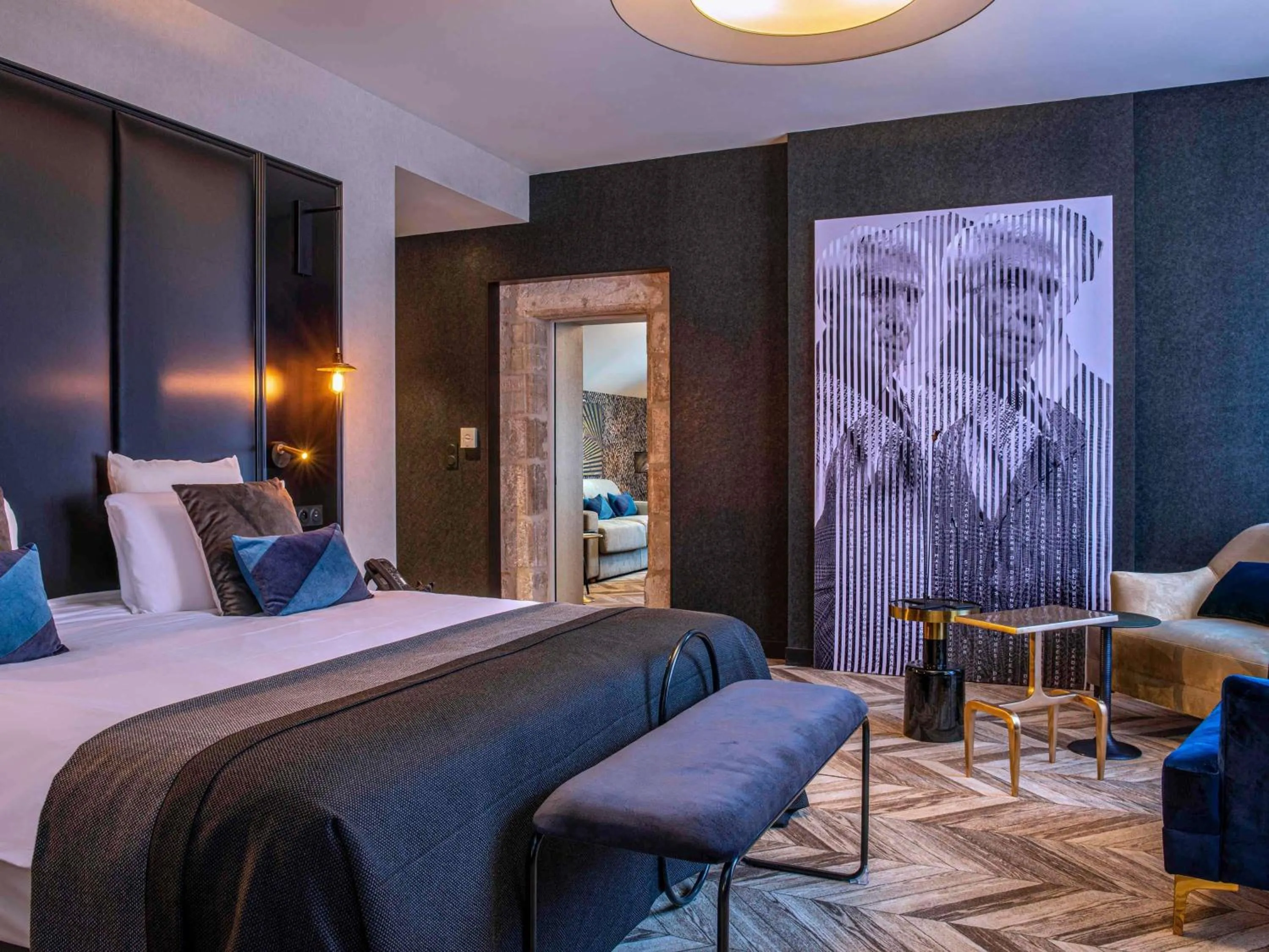 Bedroom, Bed in Mercure Figeac Viguier du Roy