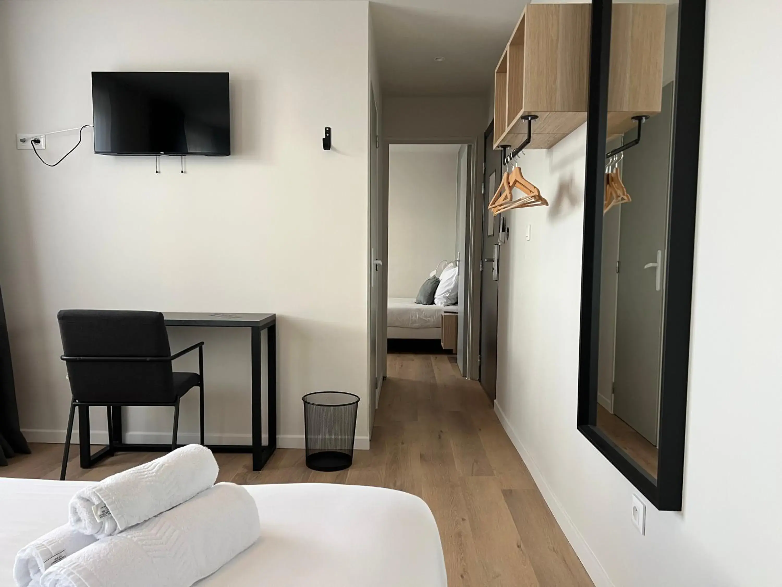 Comfort Triple Room in Hôtel Le Ponson Comfort Triple Room in Hôtel Le Ponson