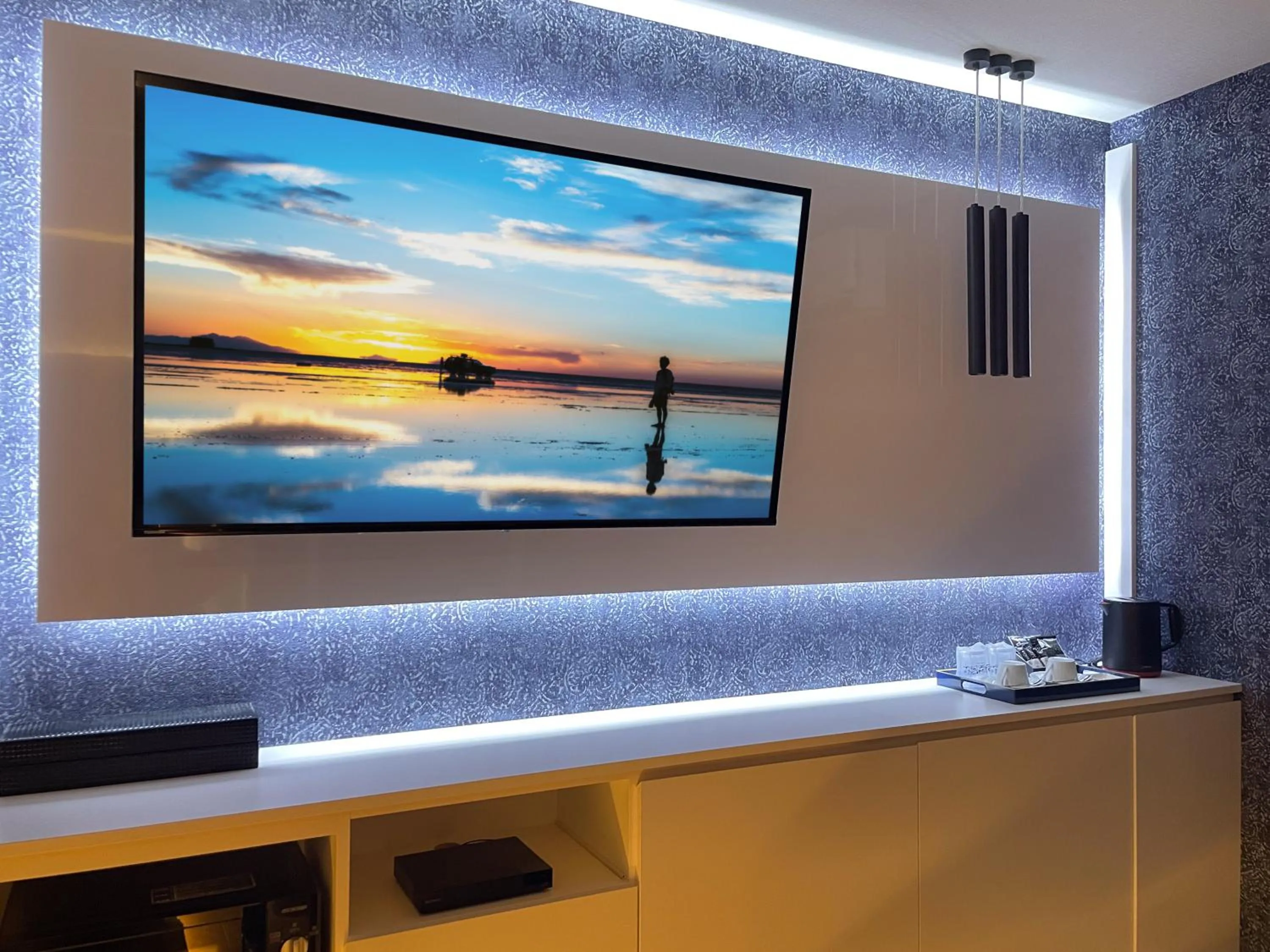 TV and multimedia in Hotel ZALA