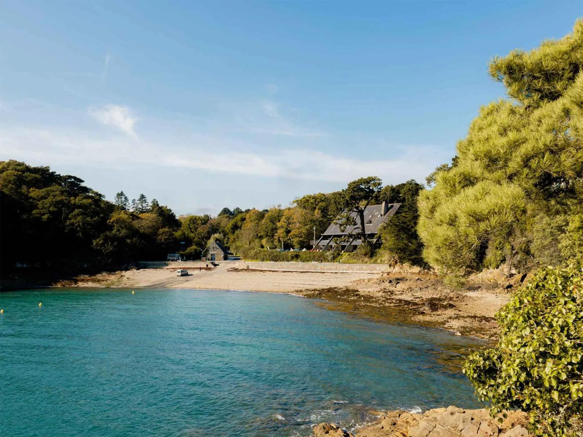 Property building in Auberge de Jeunesse HI Cancale