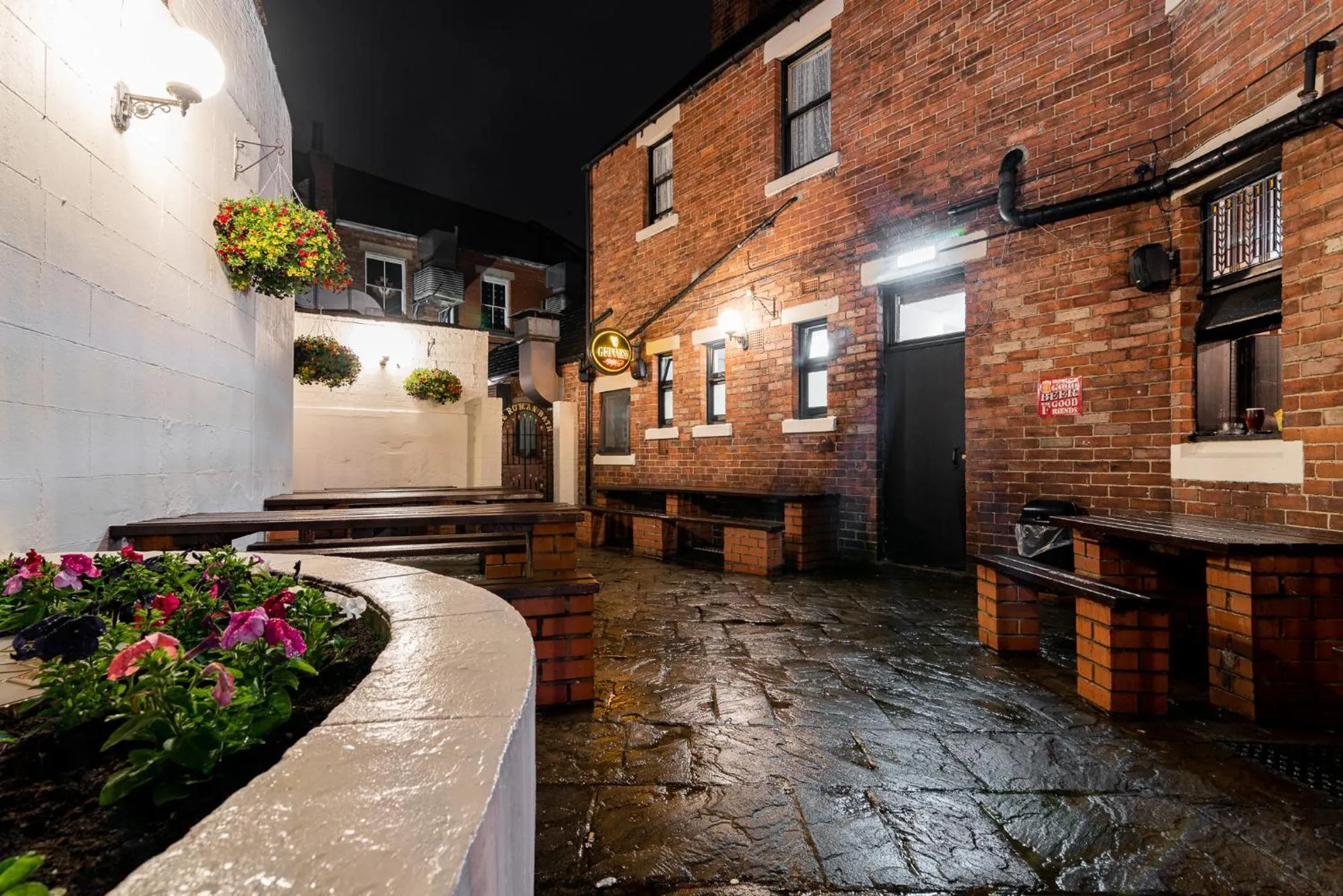 Property building in The Roman Bath