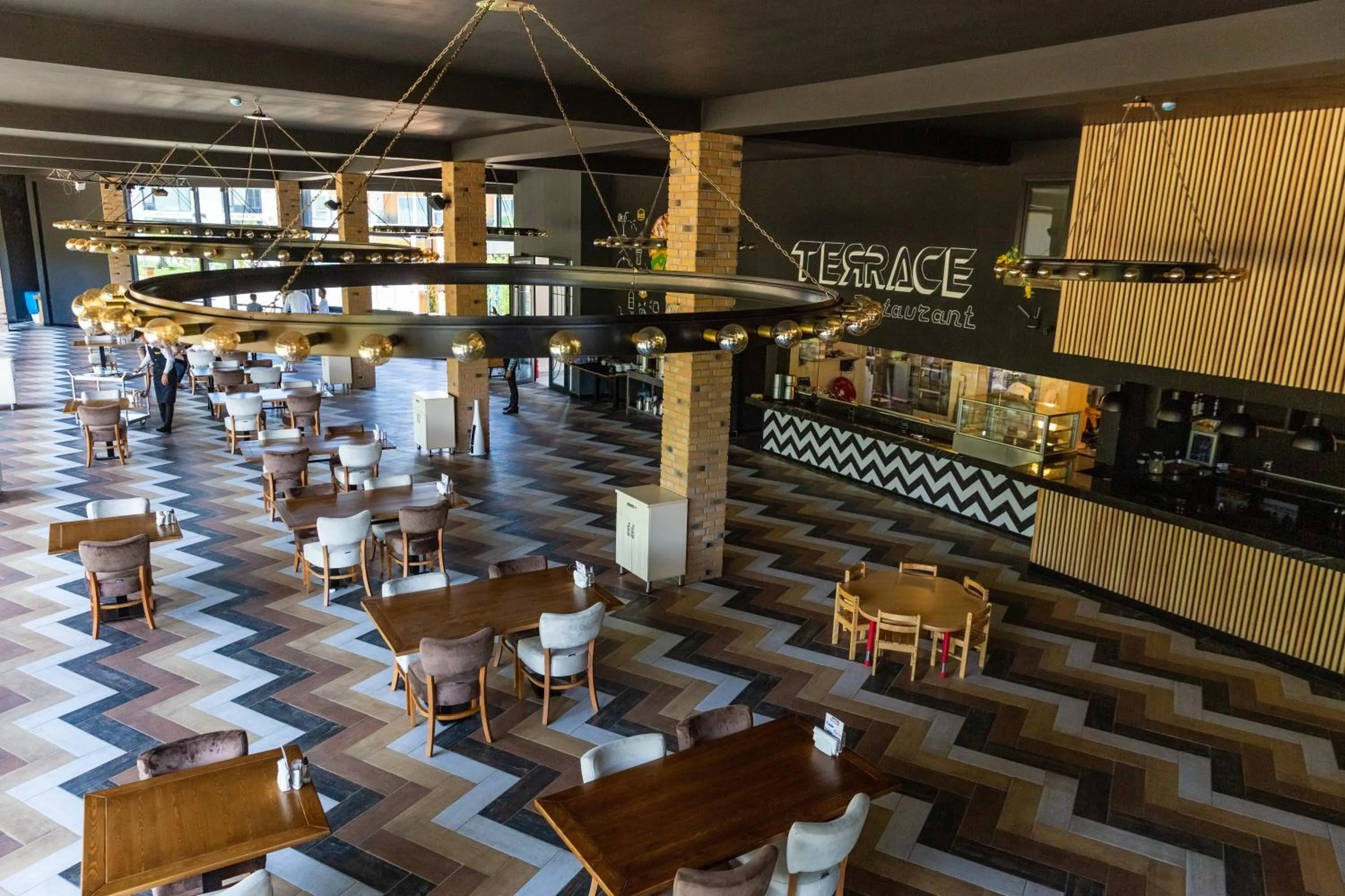 Restaurant/places to eat in Riva Hill Resort Lankaran