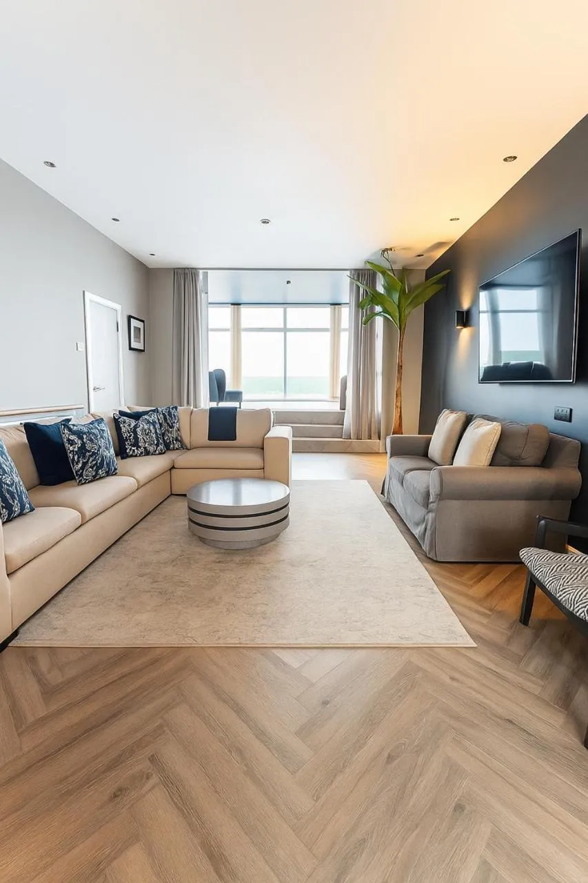 Onyx House