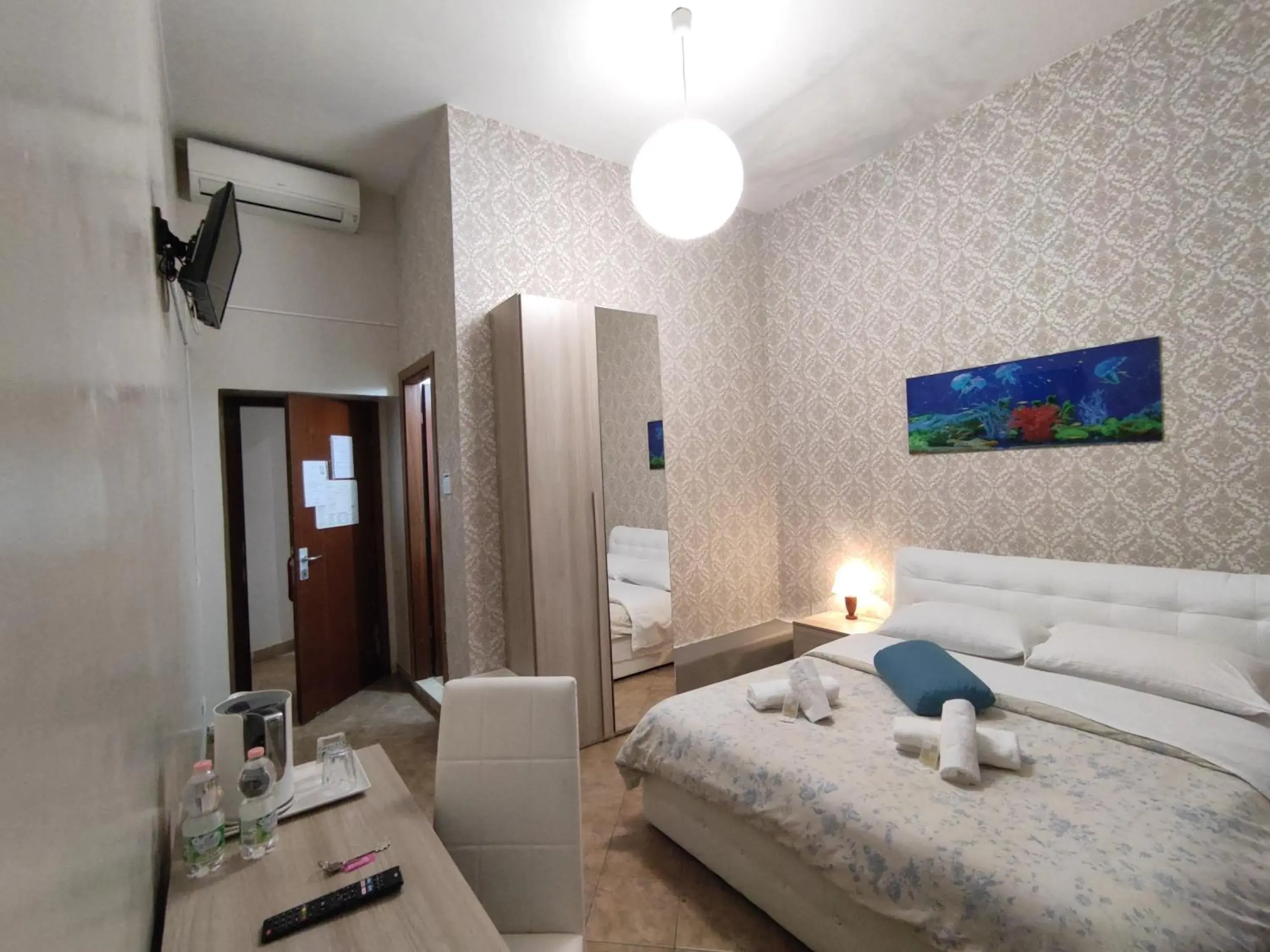 Double or Twin Room in Anas Prime Place Double or Twin Room in Anas Prime Place