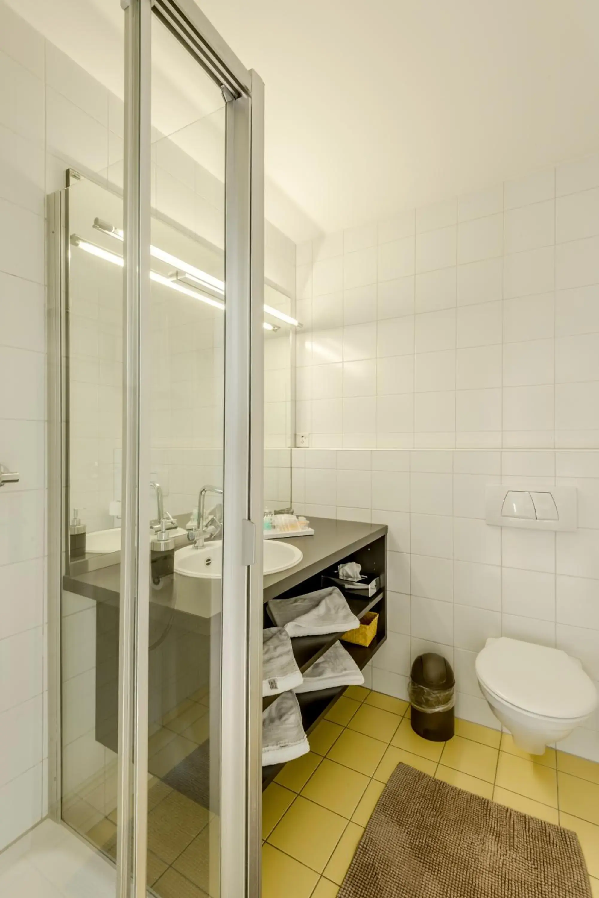 Quadruple Room with River and Mountain View in Boutique Hotel KARL Quadruple Room with River and Mountain View in Boutique Hotel KARL