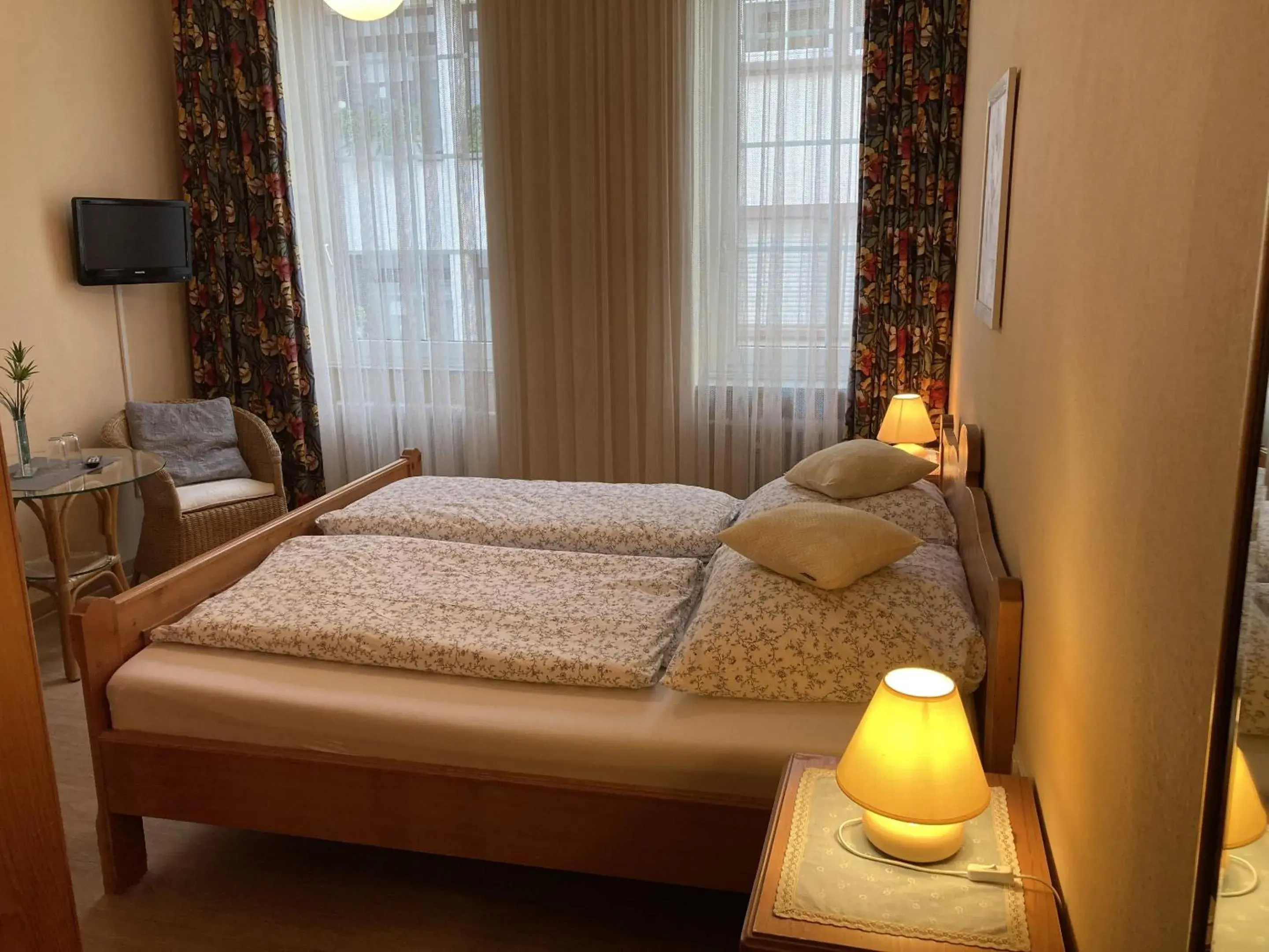 Double Room with Private Bathroom in Hotel Restaurant Zumbusch Double Room with Private Bathroom in Hotel Restaurant Zumbusch