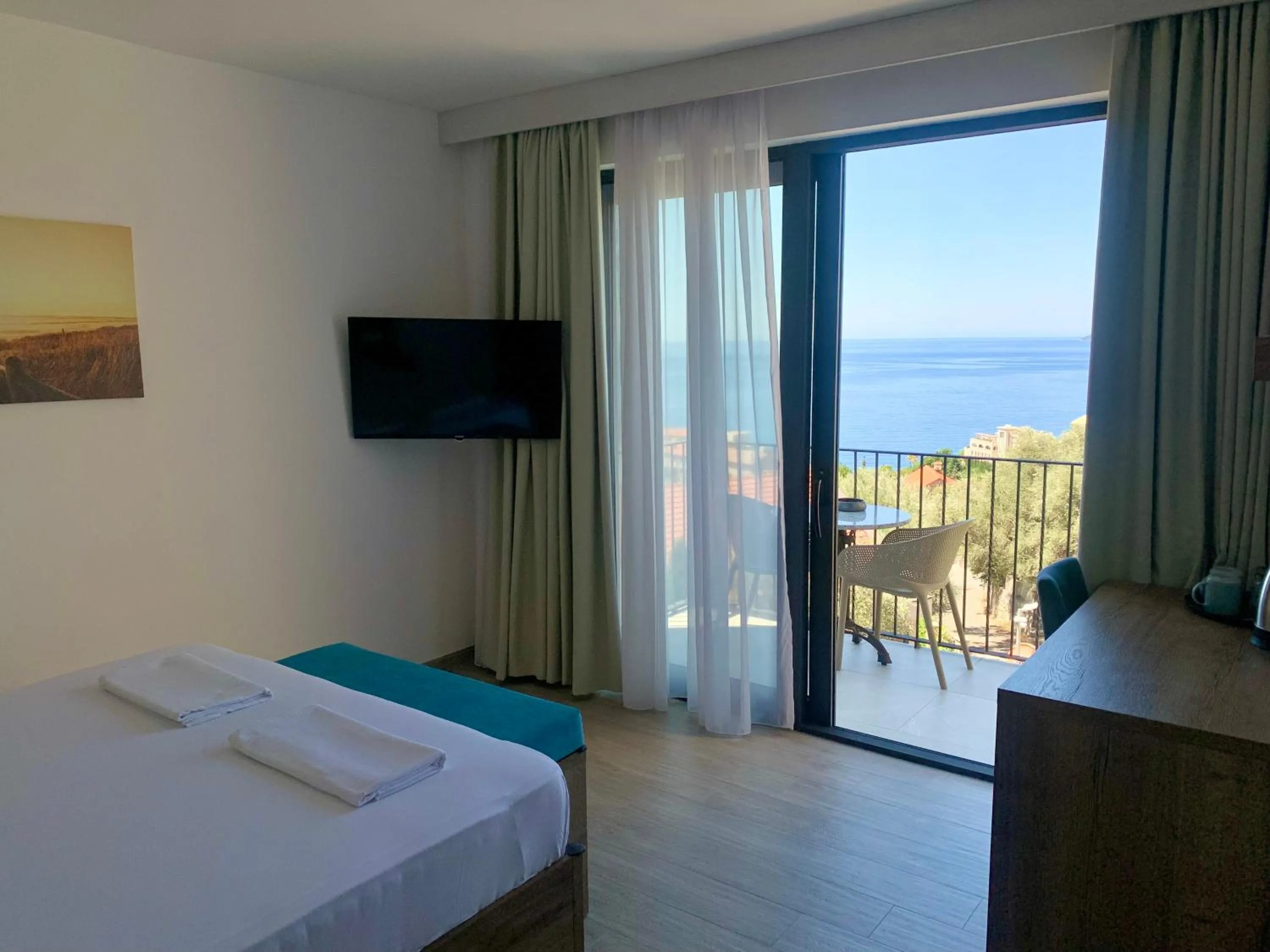 TV and multimedia, Bed in REZEVICI BOUTIQUE VILLA
