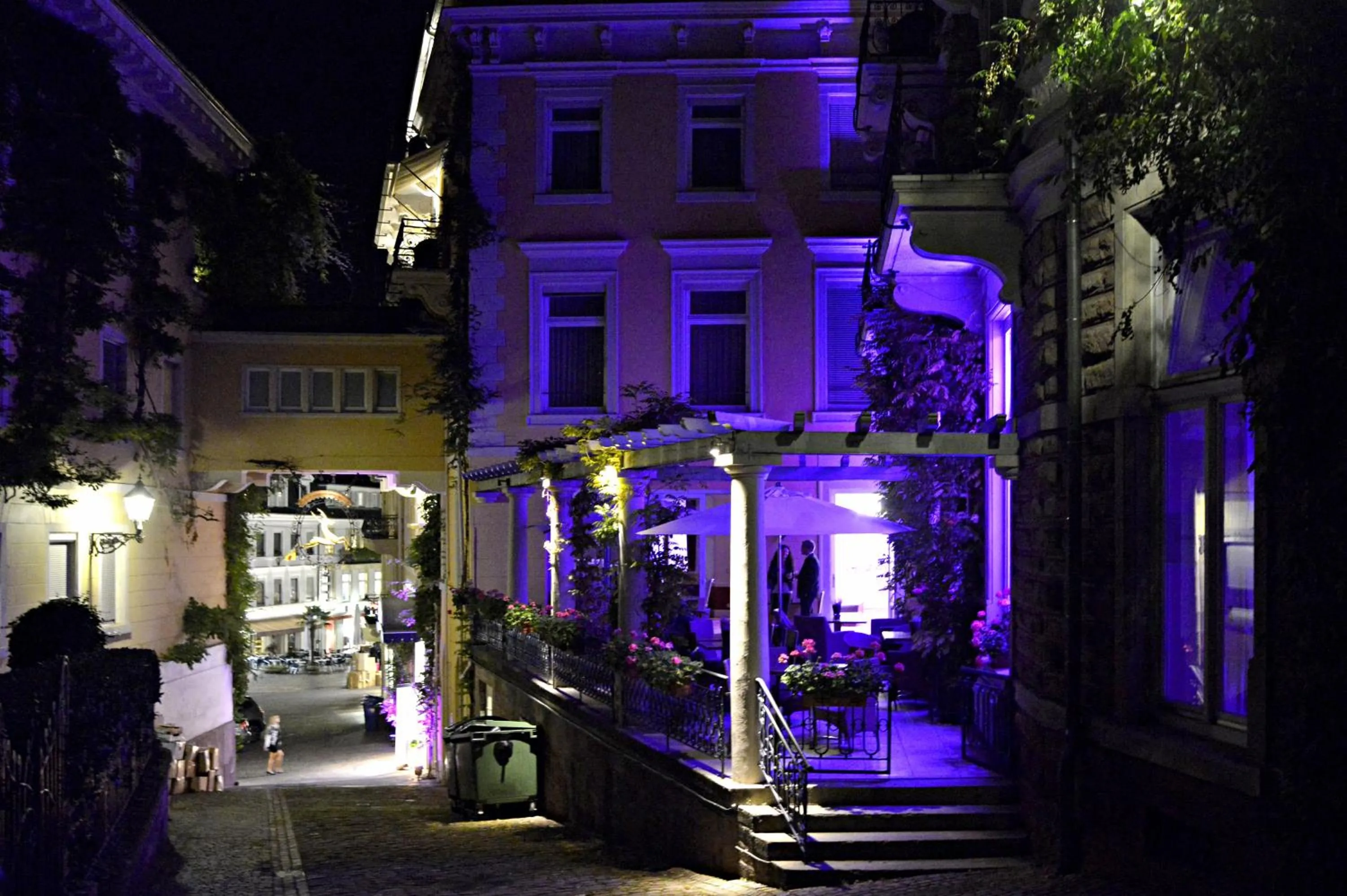 Facade/entrance in HELIOPARK Bad Hotel Zum Hirsch