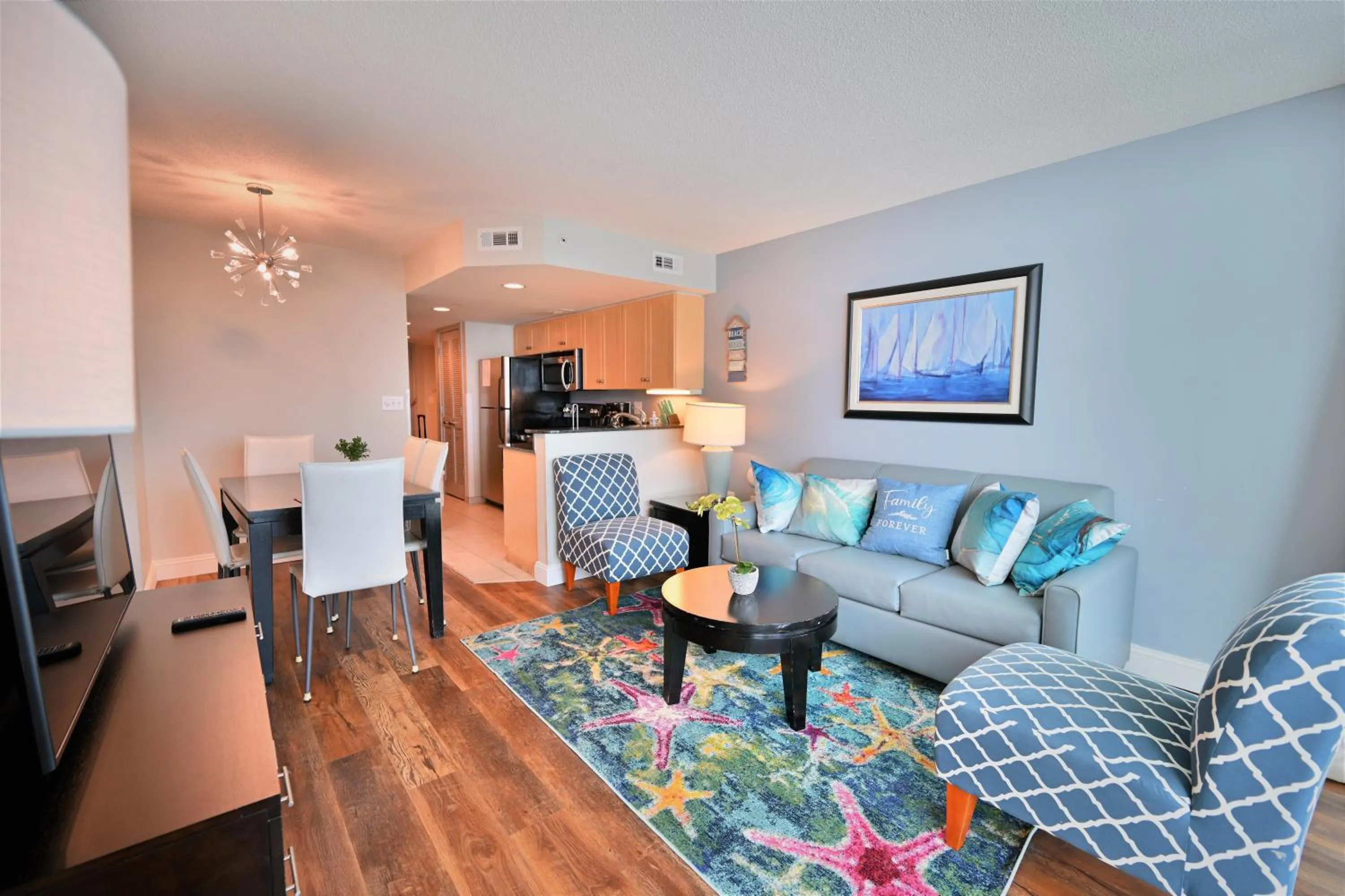 Kitchen or kitchenette in Luxury 2 bedroom 2 bathroom Ocean Front Condo on the 12th floor for 8