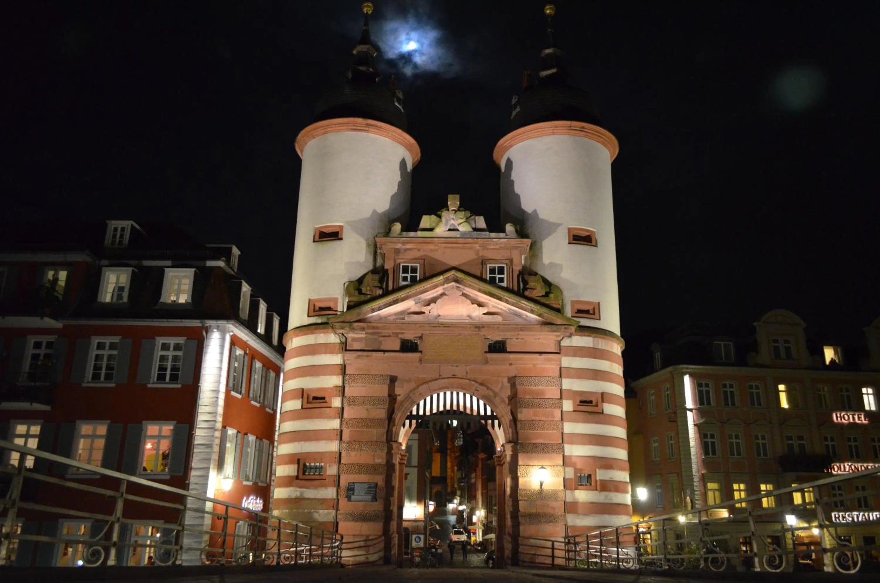 Property building in Neu Heidelberg - Guesthouse & Apartments