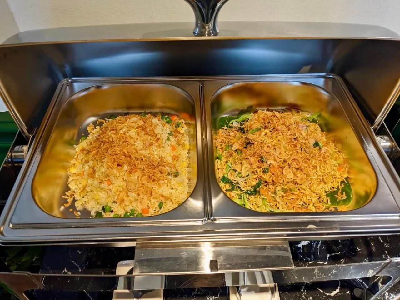 Restaurant/places to eat in 3T Hotel Hanoi