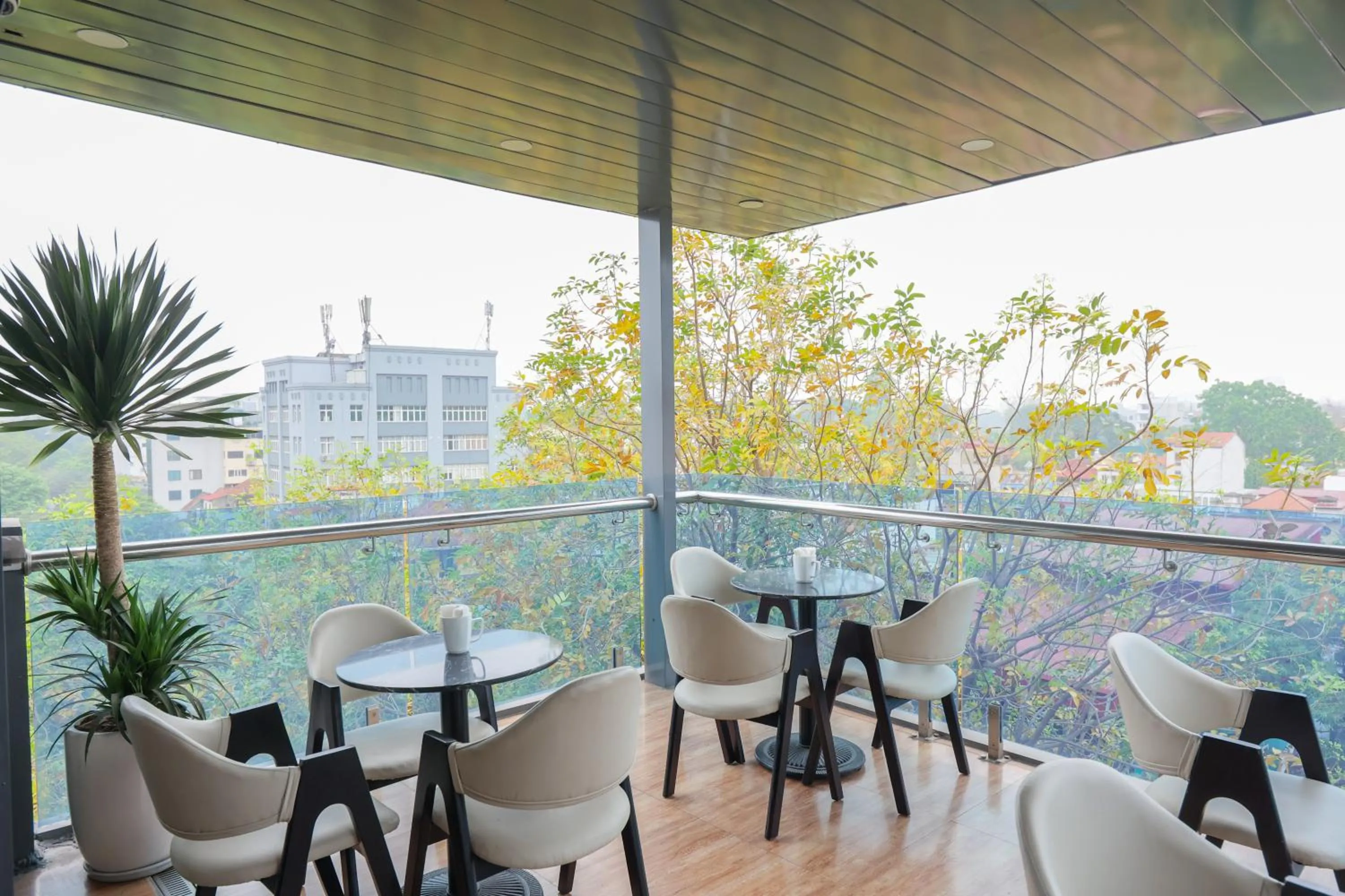 Restaurant/places to eat in 3T Hotel Hanoi