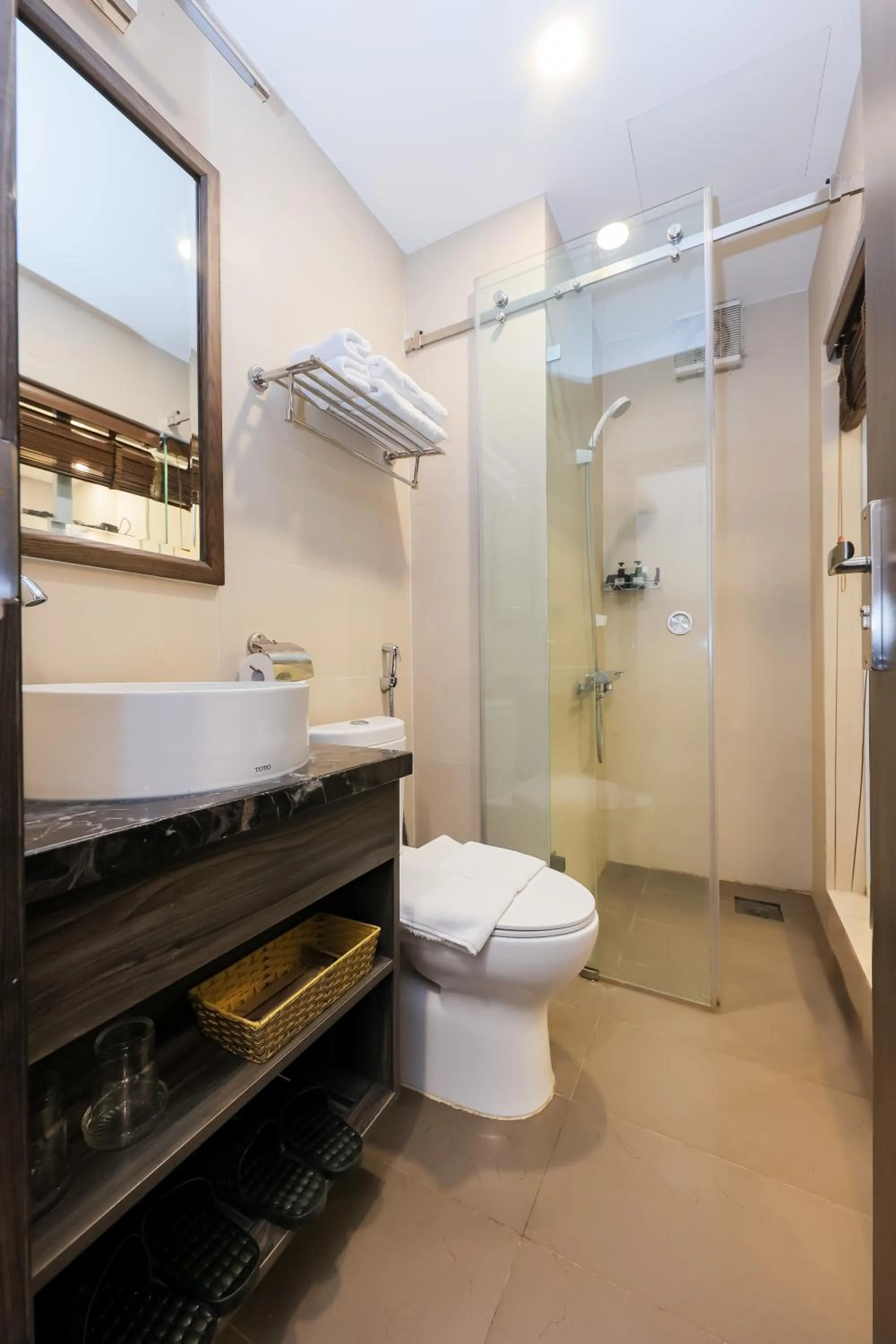 Bathroom in 3T Hotel Hanoi