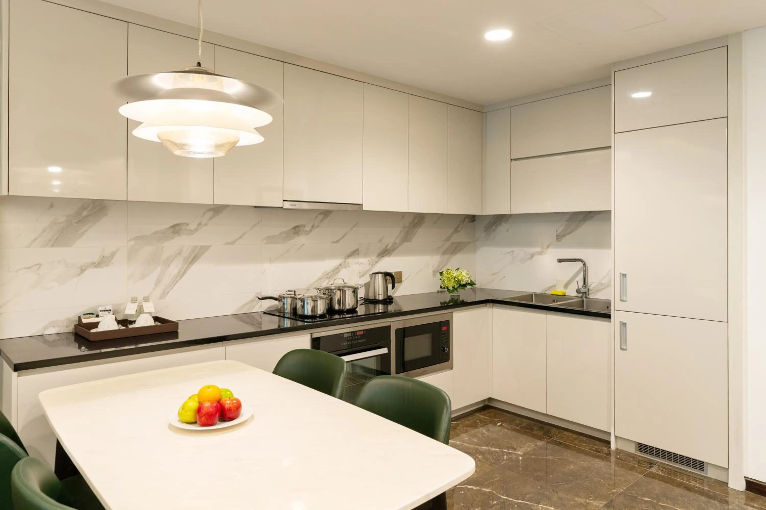 Kitchen or kitchenette in The Five Residences Hanoi