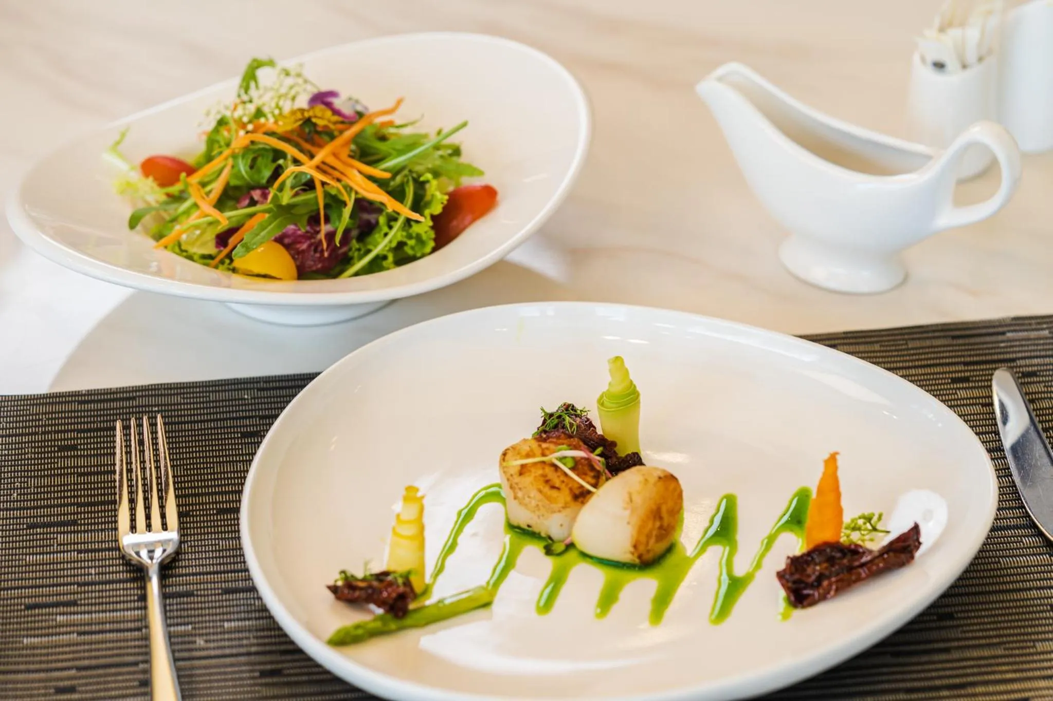 Restaurant/places to eat in The Five Residences Hanoi