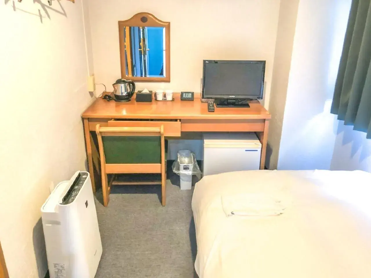 Single Room - single occupancy - Smoking in HOTEL LiVEMAX BUDGET Naha Matsuyama Single Room - single occupancy - Smoking in HOTEL LiVEMAX BUDGET Naha Matsuyama